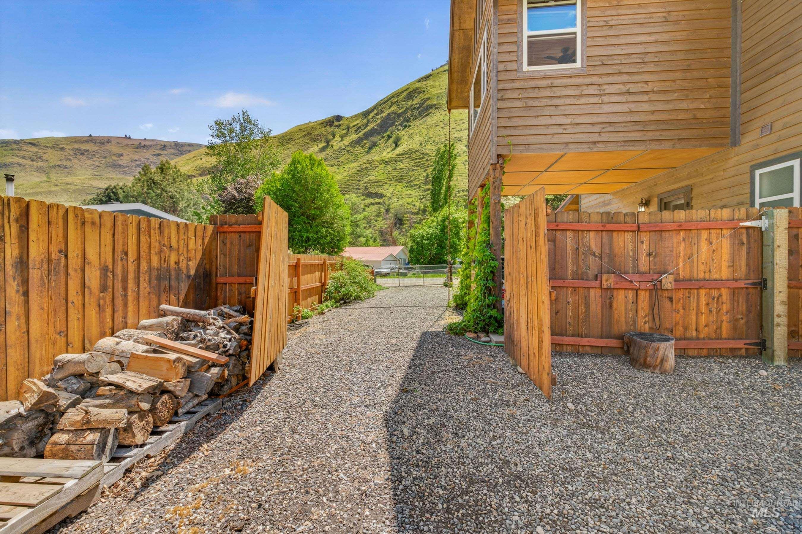 132 Heath Drive, Riggins, Idaho 83549, 2 Bedrooms, 2 Bathrooms, Residential For Sale, Price $389,000, 98985888