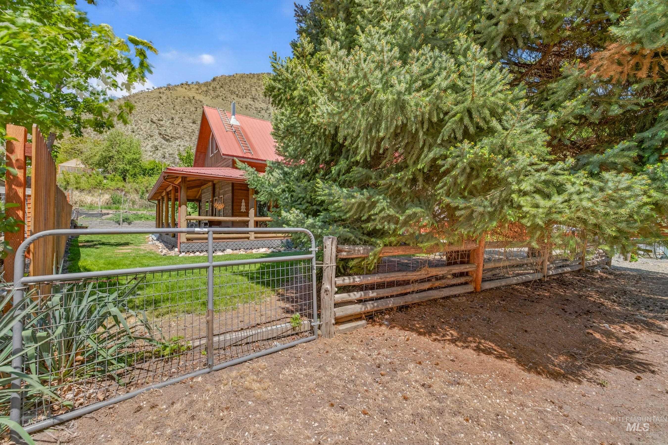 132 Heath Drive, Riggins, Idaho 83549, 2 Bedrooms, 2 Bathrooms, Residential For Sale, Price $389,000, 98985888