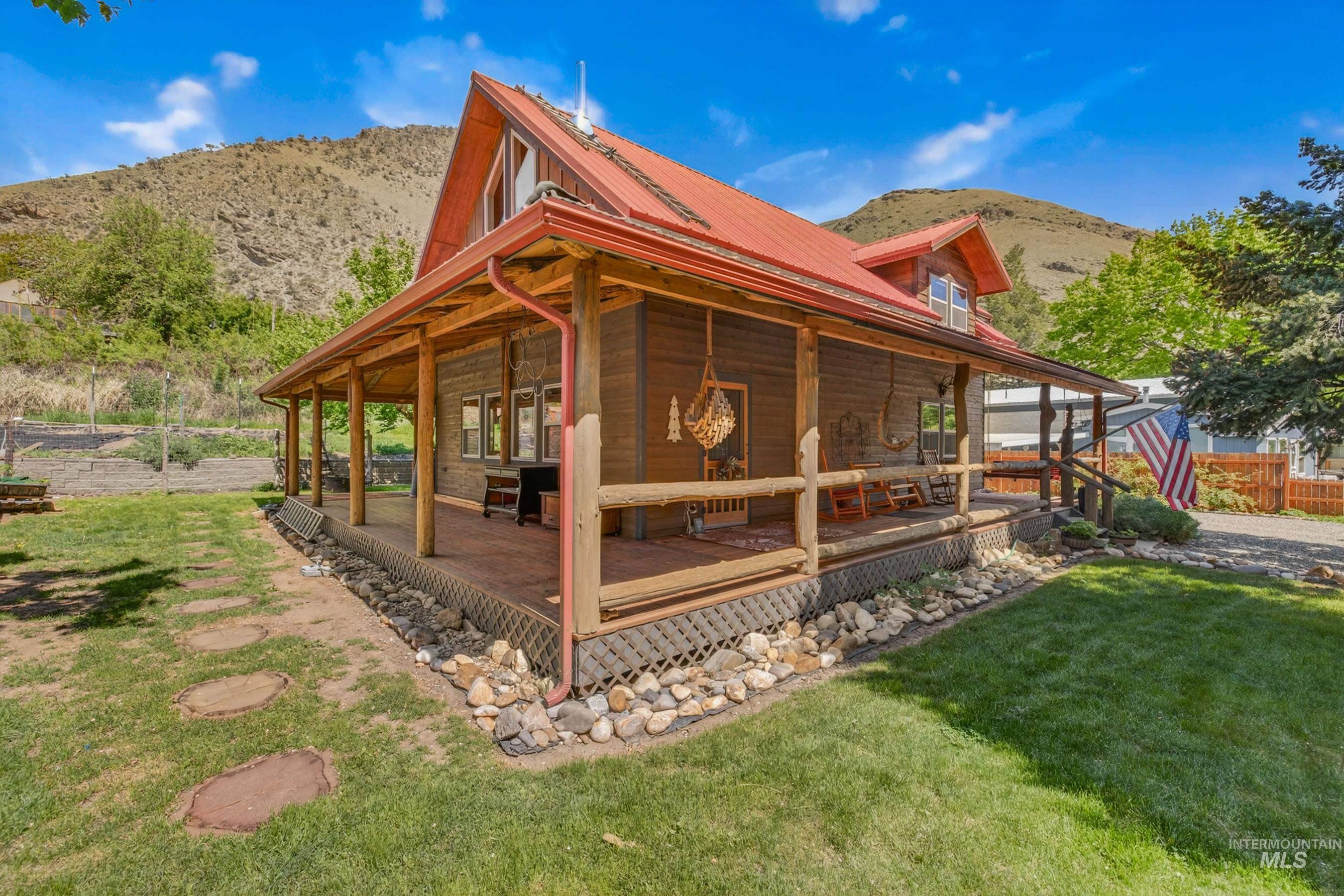 132 Heath Drive, Riggins, Idaho 83549, 2 Bedrooms, 2 Bathrooms, Residential For Sale, Price $389,000, 98985888