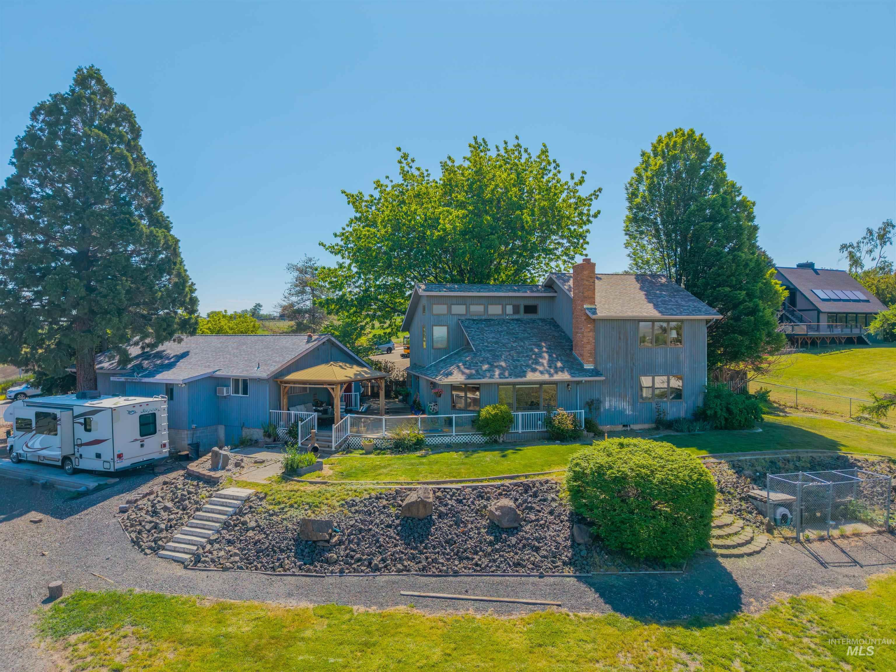 2720 6th Street, Lewiston, Idaho 83501, 3 Bedrooms, 2.5 Bathrooms, Residential For Sale, Price $799,800,MLS 98985891