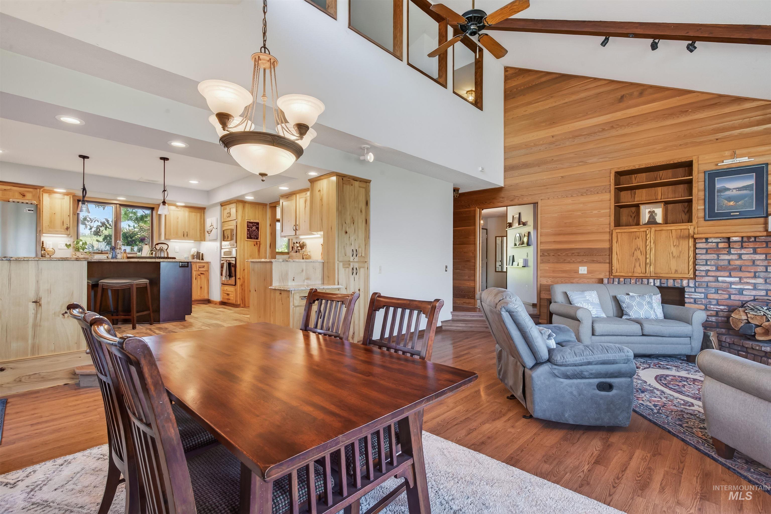 2720 6th Street, Lewiston, Idaho 83501, 3 Bedrooms, 2.5 Bathrooms, Residential For Sale, Price $799,800,MLS 98985891