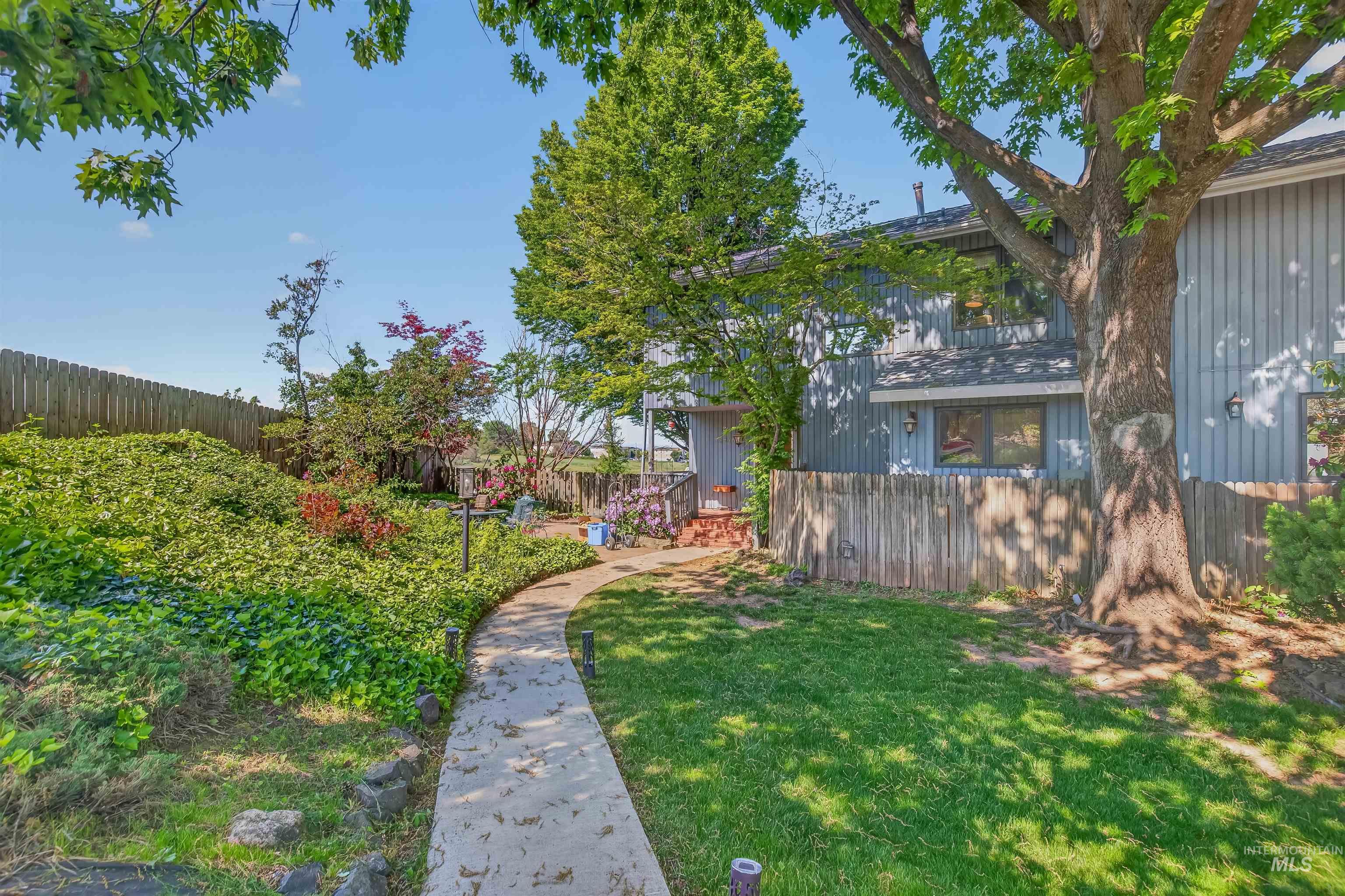 2720 6th Street, Lewiston, Idaho 83501, 3 Bedrooms, 2.5 Bathrooms, Residential For Sale, Price $799,800,MLS 98985891