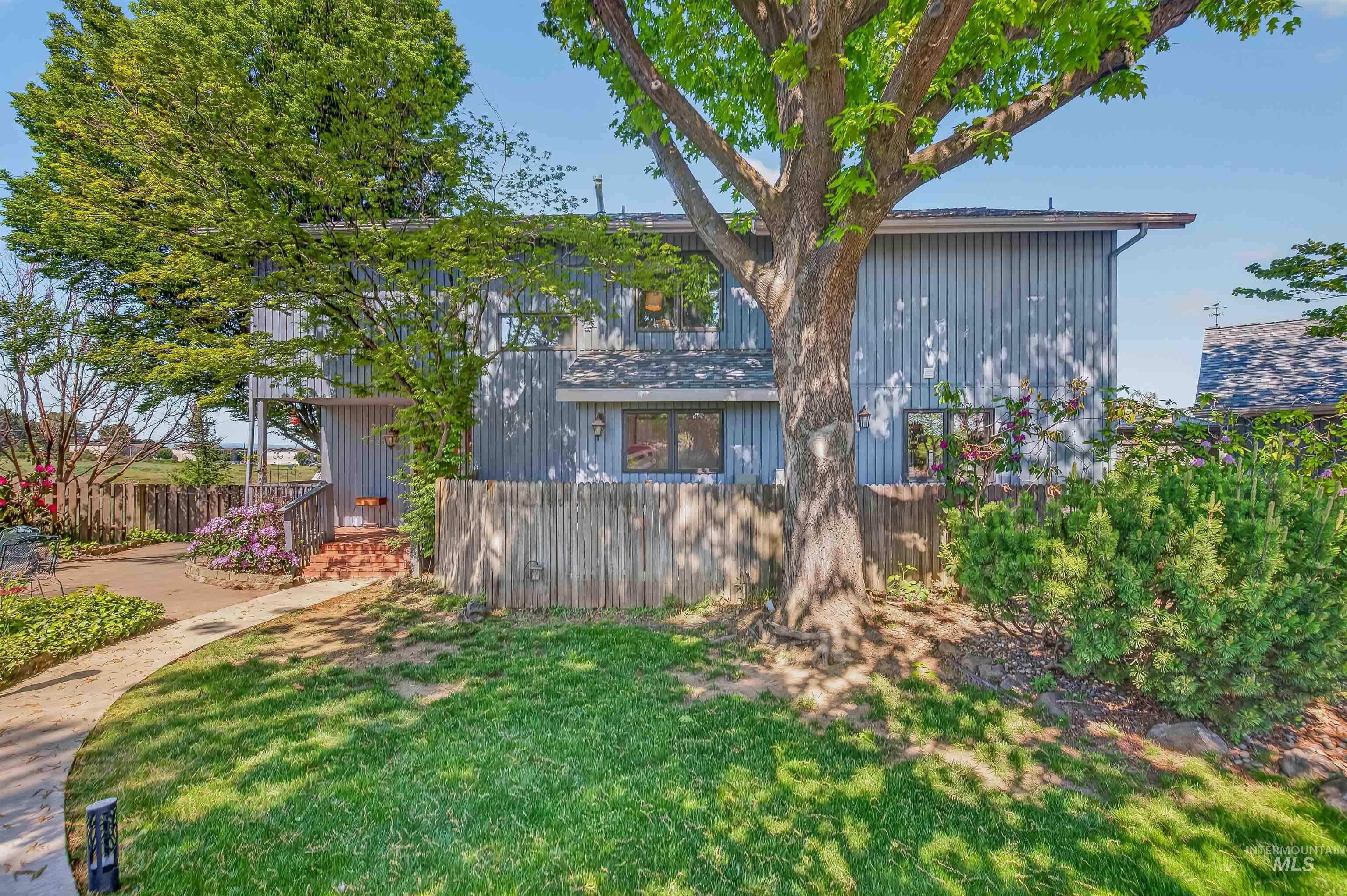 2720 6th Street, Lewiston, Idaho 83501, 3 Bedrooms, 2.5 Bathrooms, Residential For Sale, Price $799,800,MLS 98985891