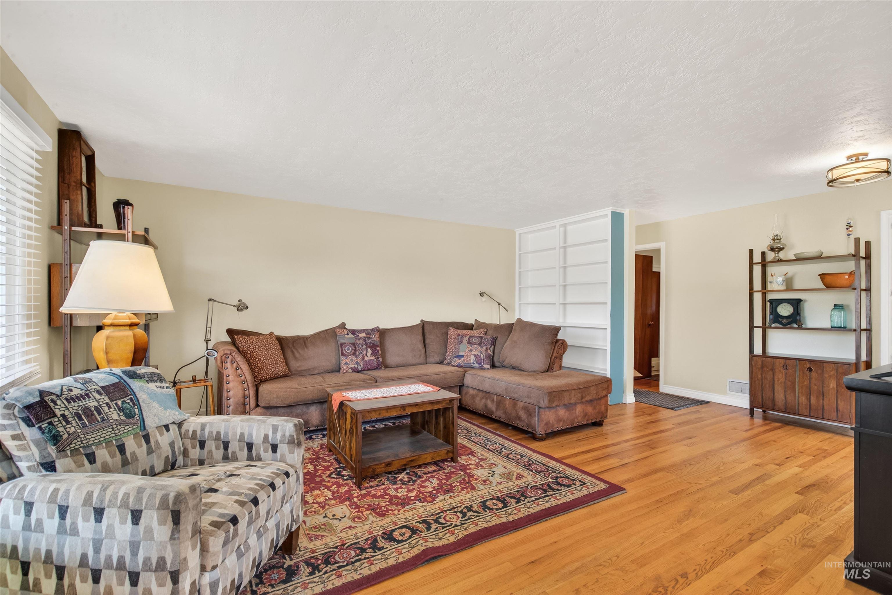 1241 5th Street, Clarkston, Washington 99403, 4 Bedrooms, 3 Bathrooms, Residential For Sale, Price $429,000, 98985894
