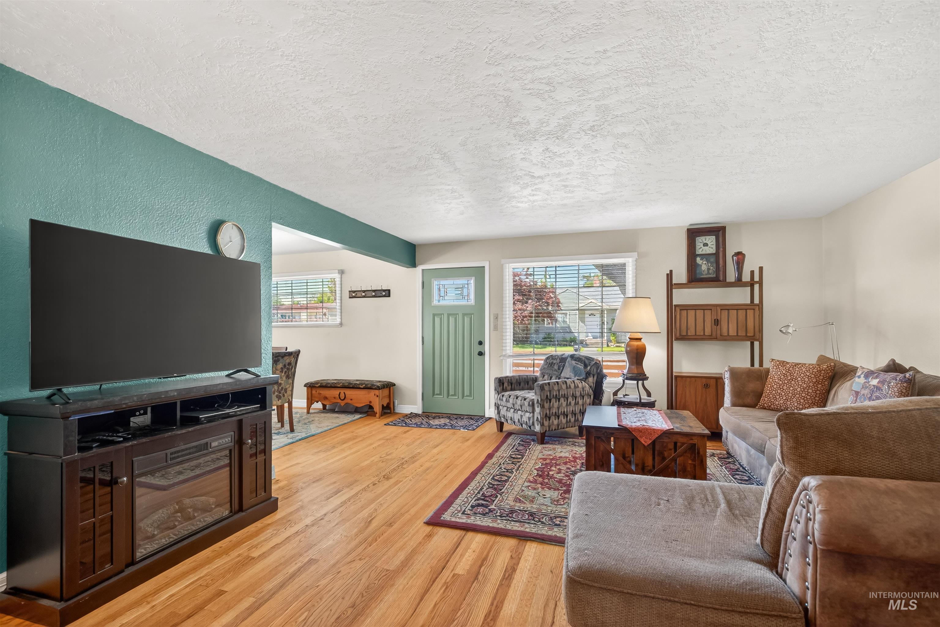 1241 5th Street, Clarkston, Washington 99403, 4 Bedrooms, 3 Bathrooms, Residential For Sale, Price $429,000, 98985894
