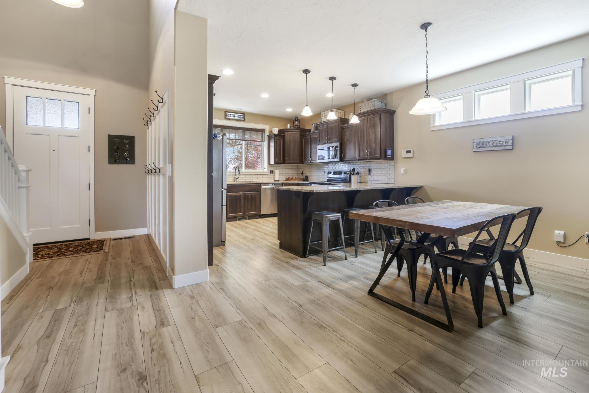 2083 Tendoy St, Twin Falls, Idaho 83301-7802, 4 Bedrooms, 4 Bathrooms, Residential For Sale, Price $549,000, 98985895
