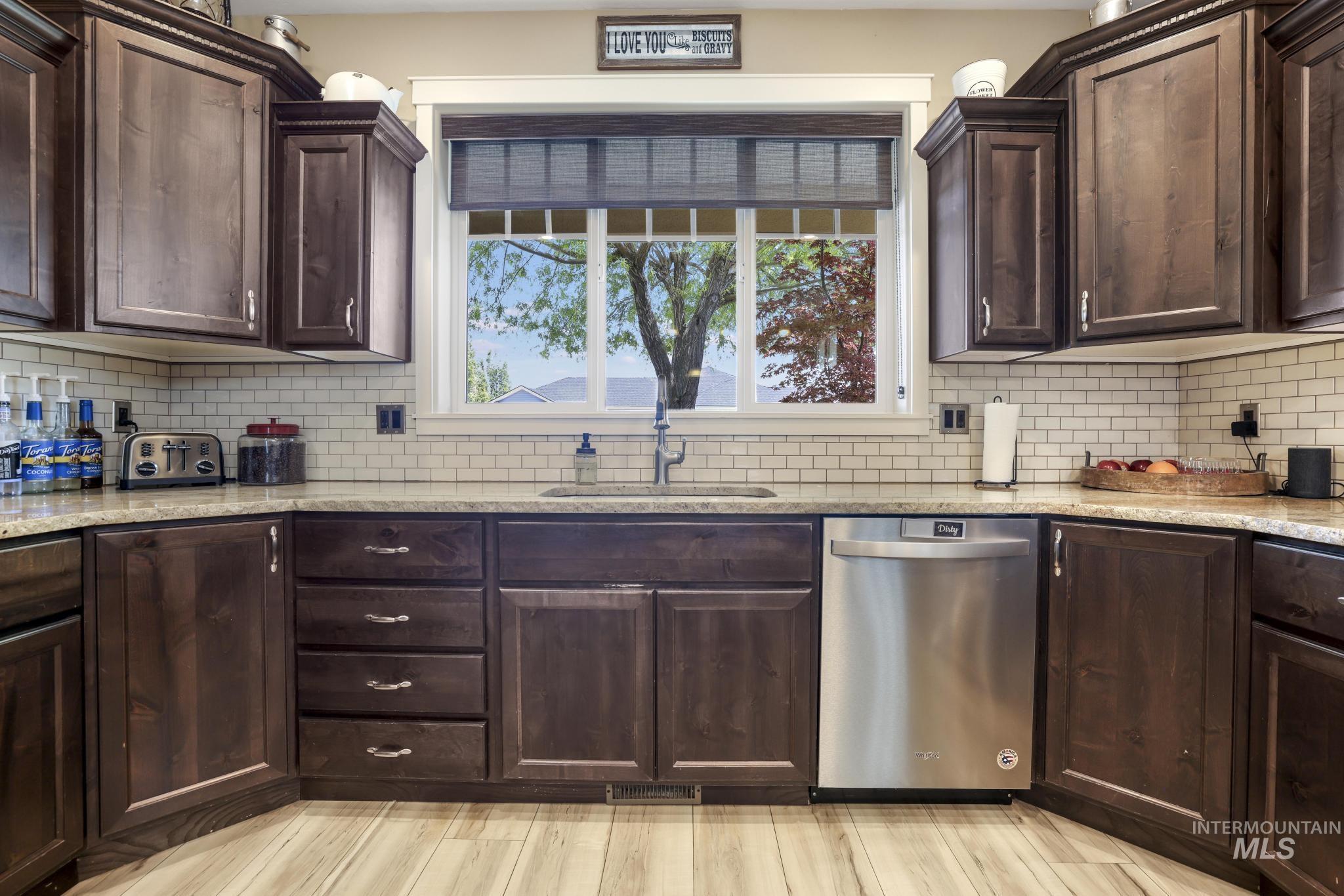 2083 Tendoy St, Twin Falls, Idaho 83301-7802, 4 Bedrooms, 4 Bathrooms, Residential For Sale, Price $549,000, 98985895