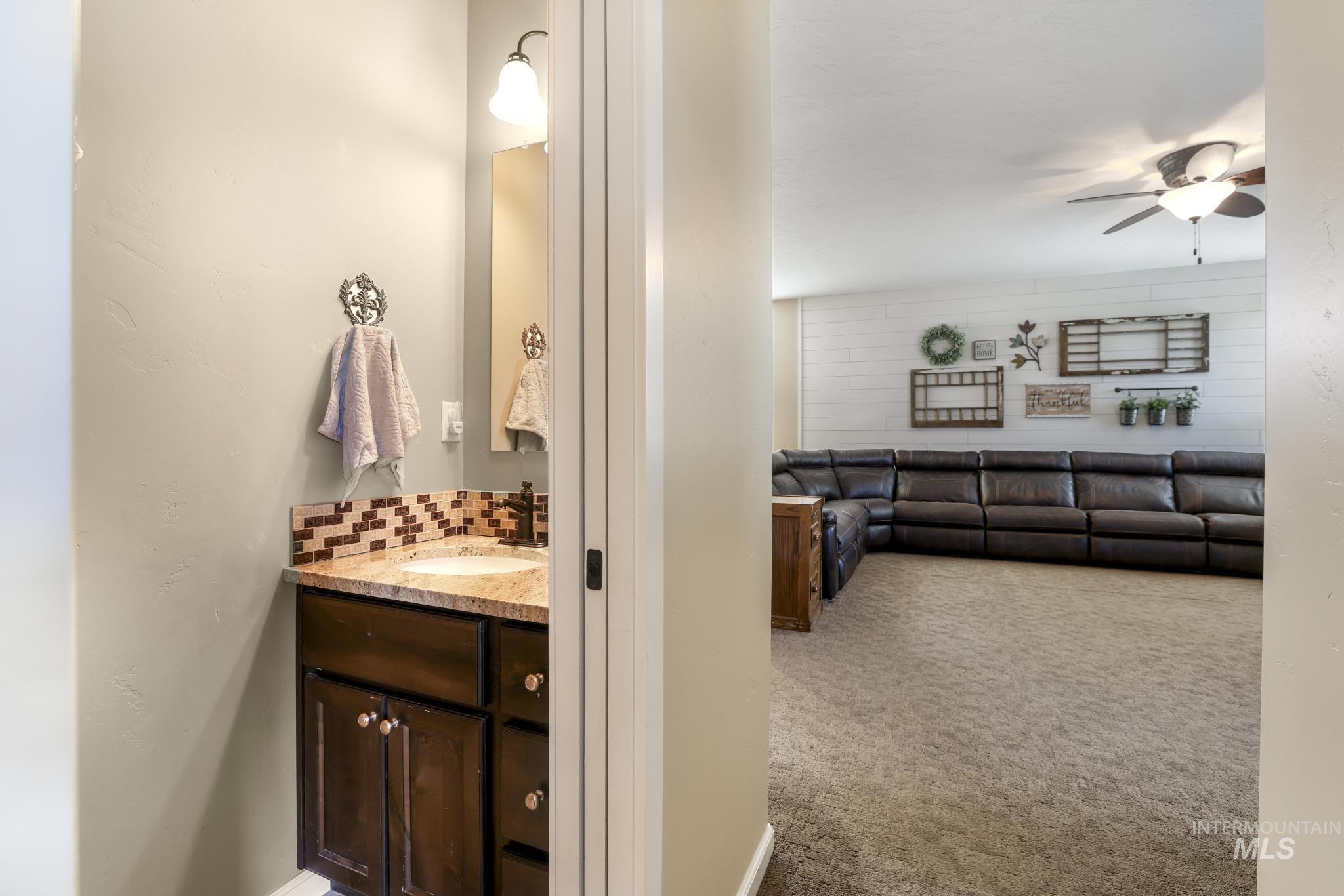 2083 Tendoy St, Twin Falls, Idaho 83301-7802, 4 Bedrooms, 4 Bathrooms, Residential For Sale, Price $549,000, 98985895