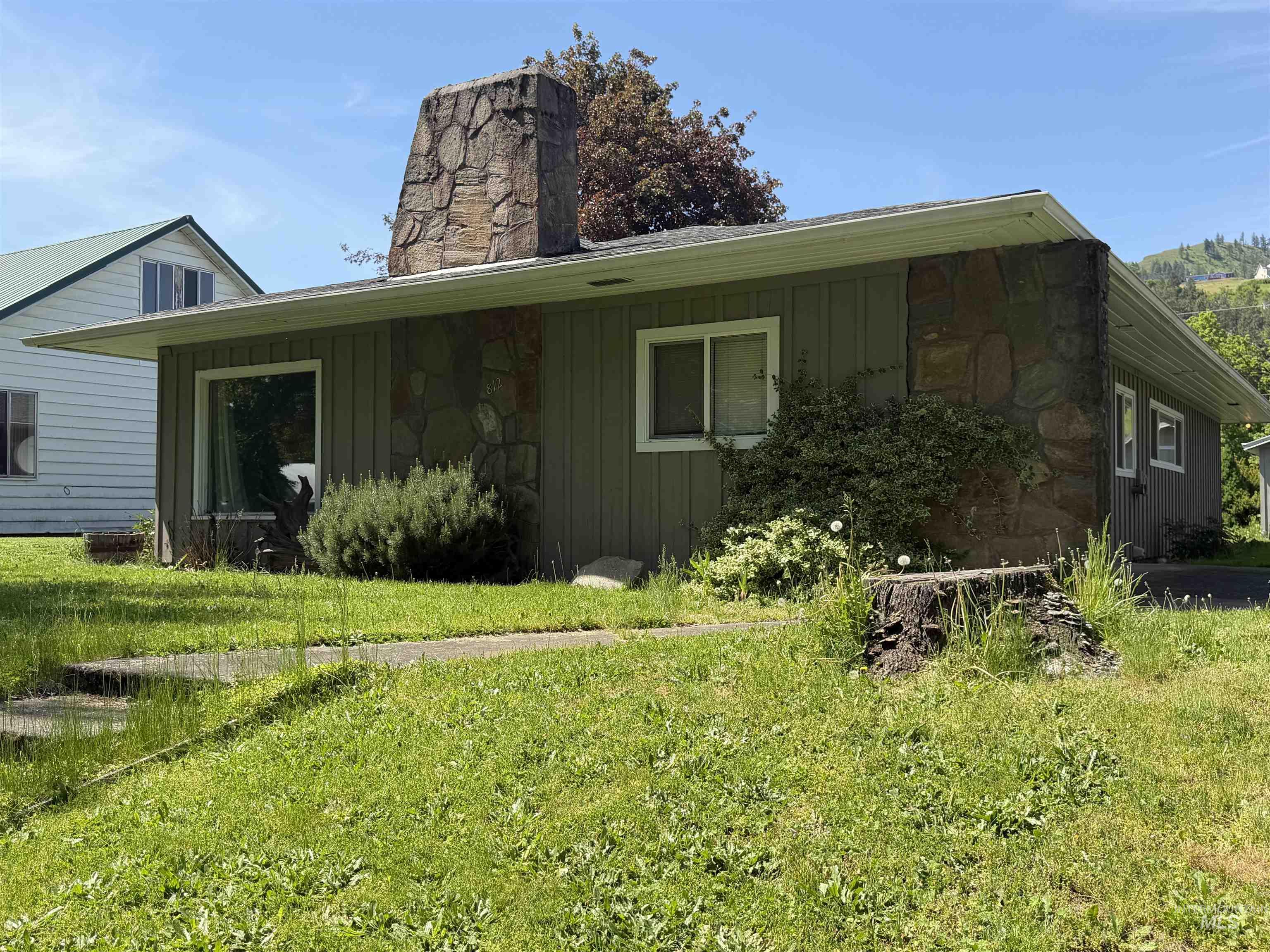812 Maple Street, Kamiah, Idaho 83536, 3 Bedrooms, 2 Bathrooms, Residential For Sale, Price $295,000,MLS 98985897