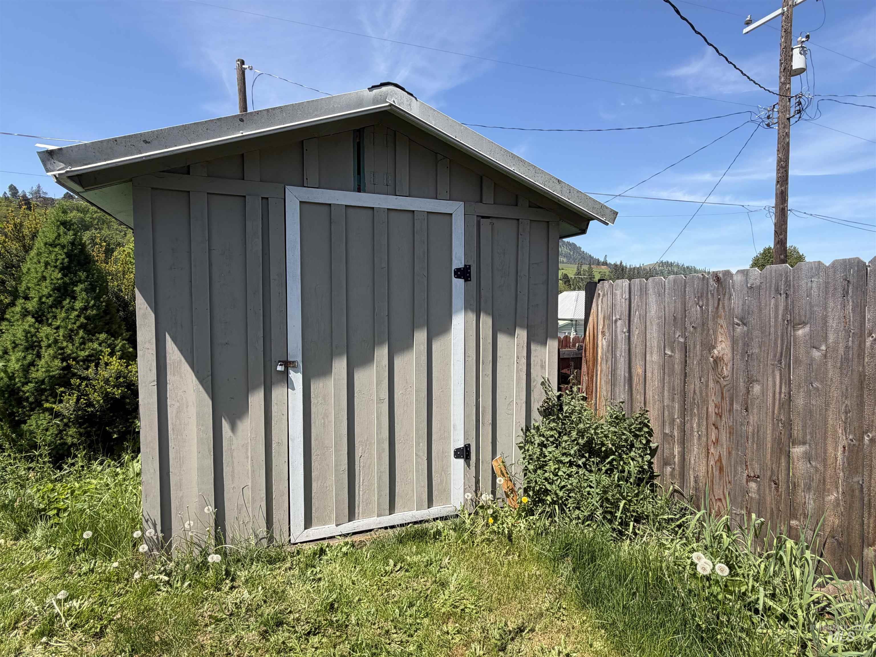 812 Maple Street, Kamiah, Idaho 83536, 3 Bedrooms, 2 Bathrooms, Residential For Sale, Price $295,000,MLS 98985897