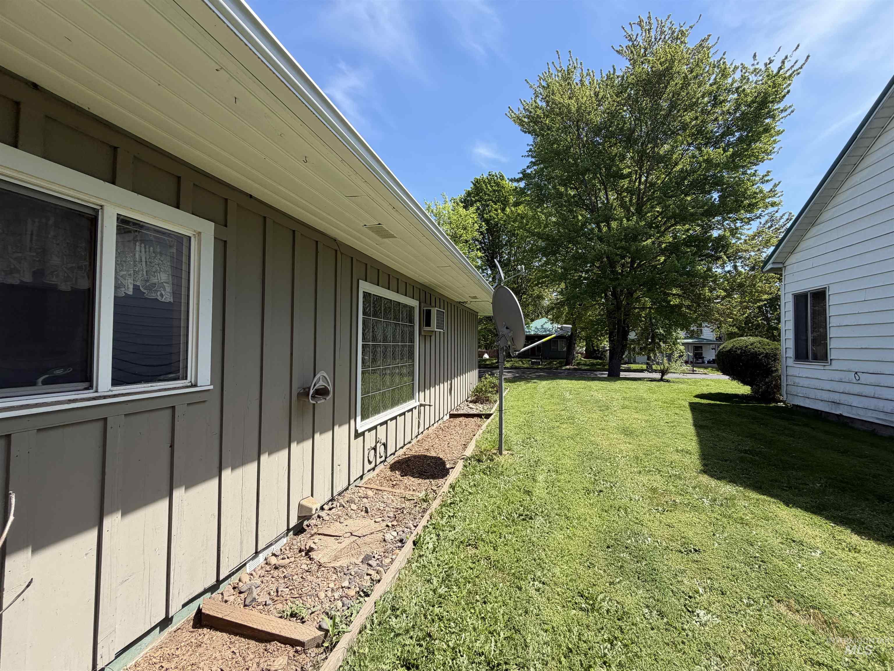812 Maple Street, Kamiah, Idaho 83536, 3 Bedrooms, 2 Bathrooms, Residential For Sale, Price $295,000,MLS 98985897