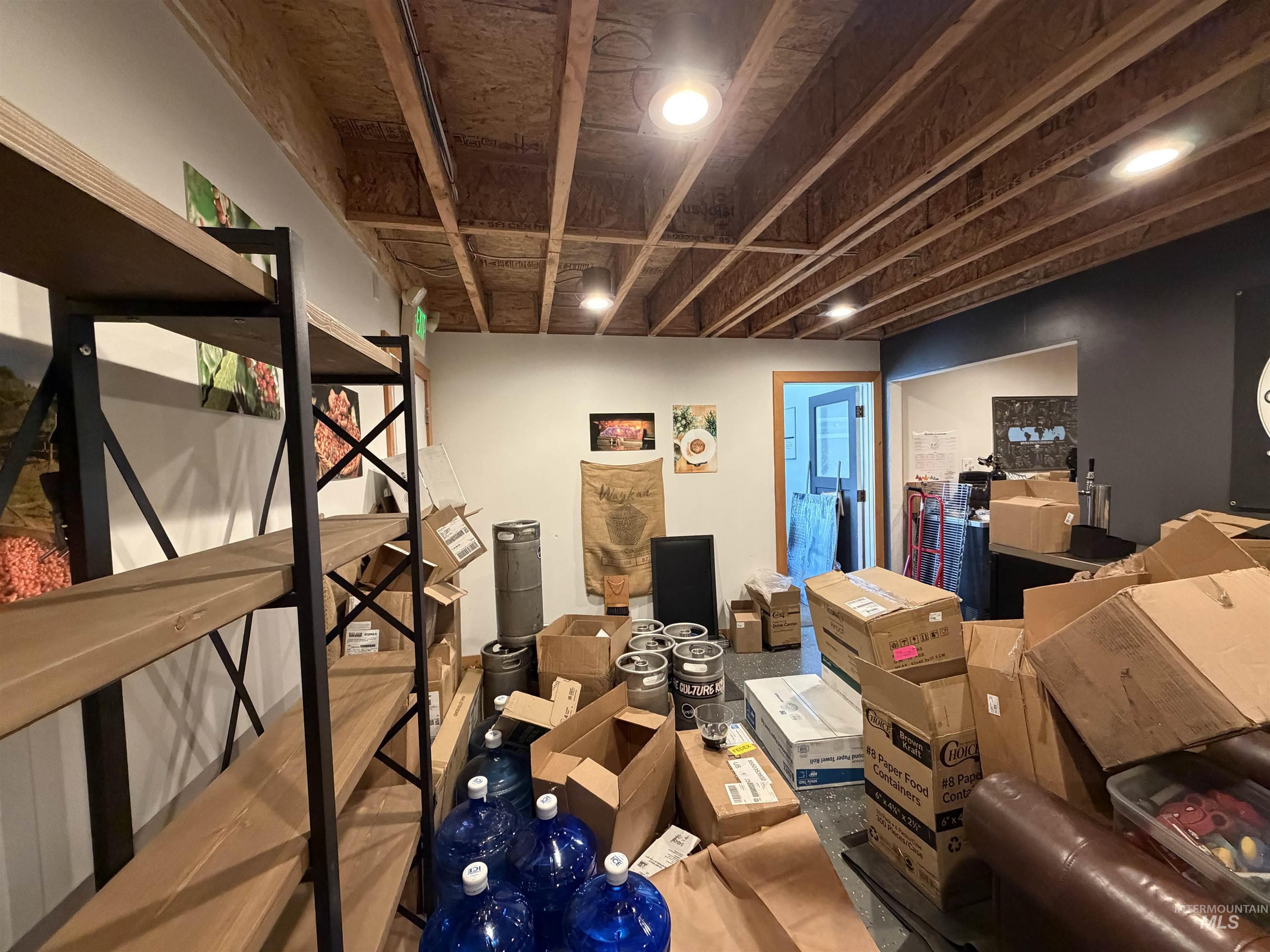 630 N Almon St, Moscow, Idaho 83843, 3 Rooms, Business/Commercial For Sale, Price $650,000, 98985899