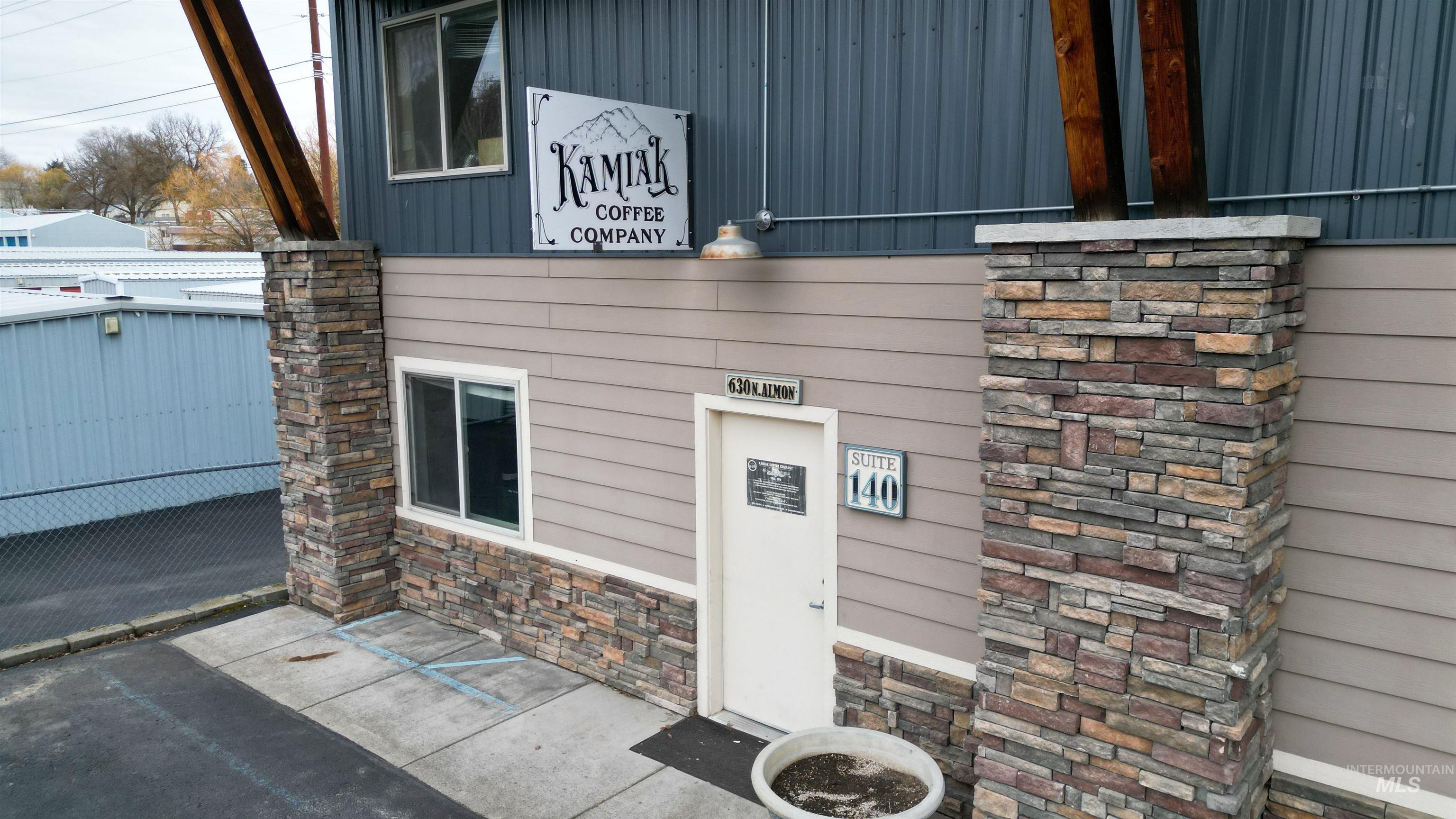 630 N Almon St, Moscow, Idaho 83843, 3 Rooms, Business/Commercial For Sale, Price $650,000, 98985899
