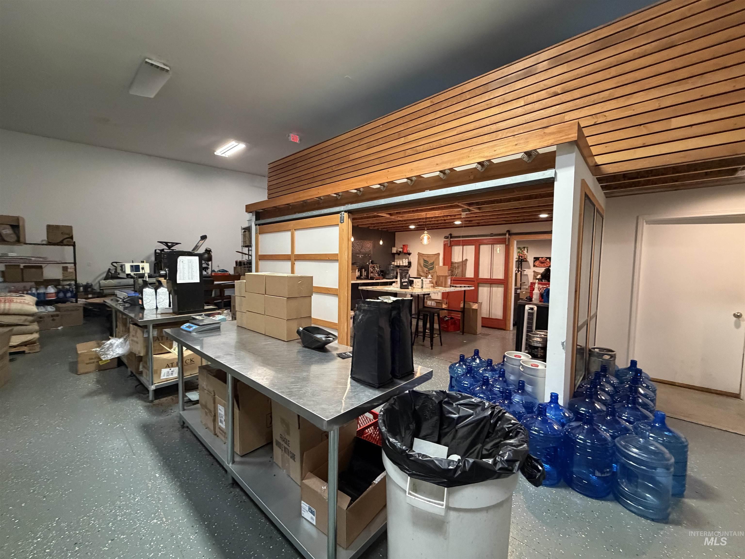 630 N Almon St, Moscow, Idaho 83843, 3 Rooms, Business/Commercial For Sale, Price $650,000, 98985899