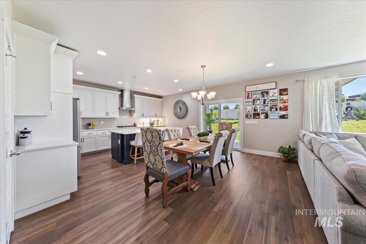 4856 N Predo Ave., Meridian, Idaho 83646, 5 Bedrooms, 3 Bathrooms, Residential For Sale, Price $598,000, 98985901