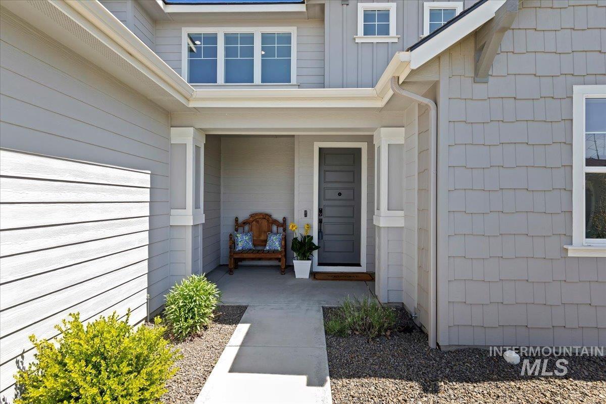 4856 N Predo Ave., Meridian, Idaho 83646, 5 Bedrooms, 3 Bathrooms, Residential For Sale, Price $598,000, 98985901
