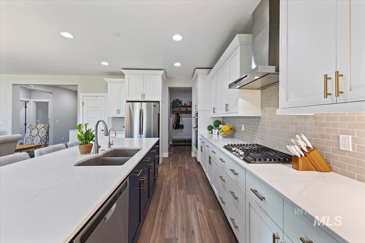 4856 N Predo Ave., Meridian, Idaho 83646, 5 Bedrooms, 3 Bathrooms, Residential For Sale, Price $598,000, 98985901