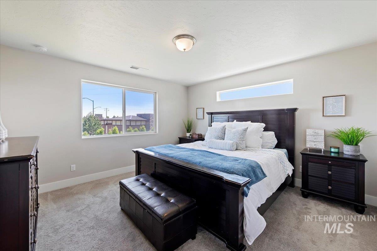 4856 N Predo Ave., Meridian, Idaho 83646, 5 Bedrooms, 3 Bathrooms, Residential For Sale, Price $598,000, 98985901