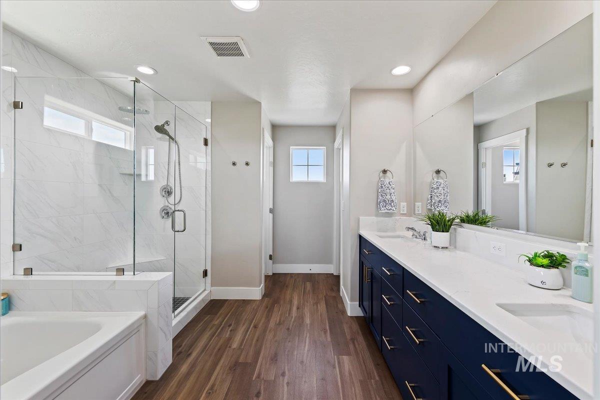 4856 N Predo Ave., Meridian, Idaho 83646, 5 Bedrooms, 3 Bathrooms, Residential For Sale, Price $598,000, 98985901