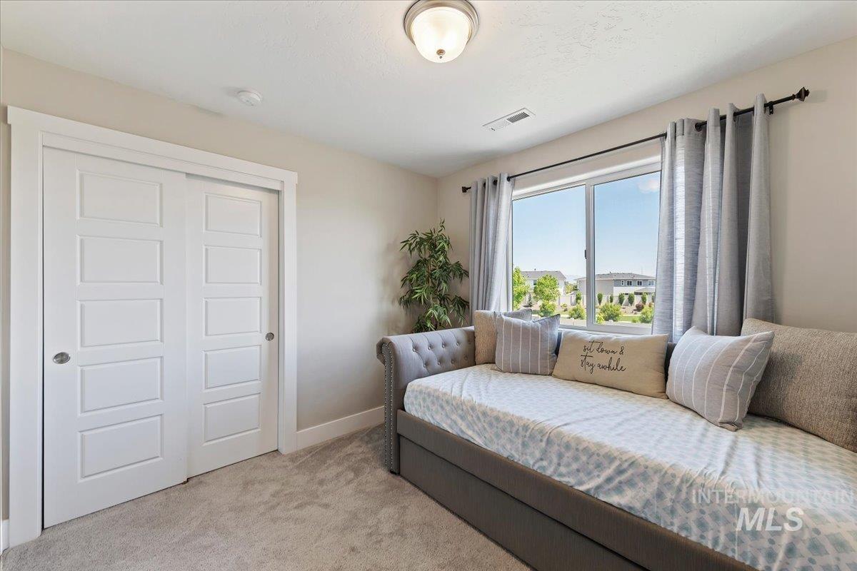 4856 N Predo Ave., Meridian, Idaho 83646, 5 Bedrooms, 3 Bathrooms, Residential For Sale, Price $598,000, 98985901