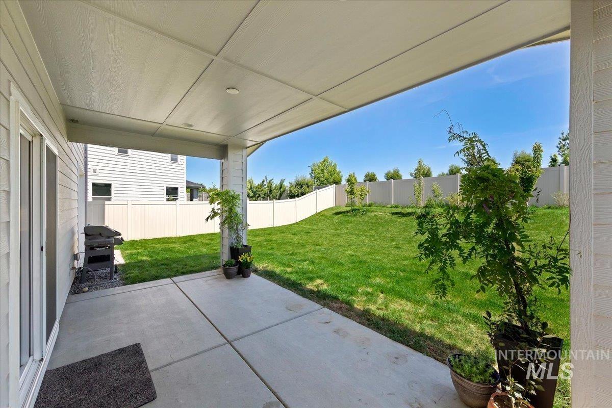 4856 N Predo Ave., Meridian, Idaho 83646, 5 Bedrooms, 3 Bathrooms, Residential For Sale, Price $598,000, 98985901