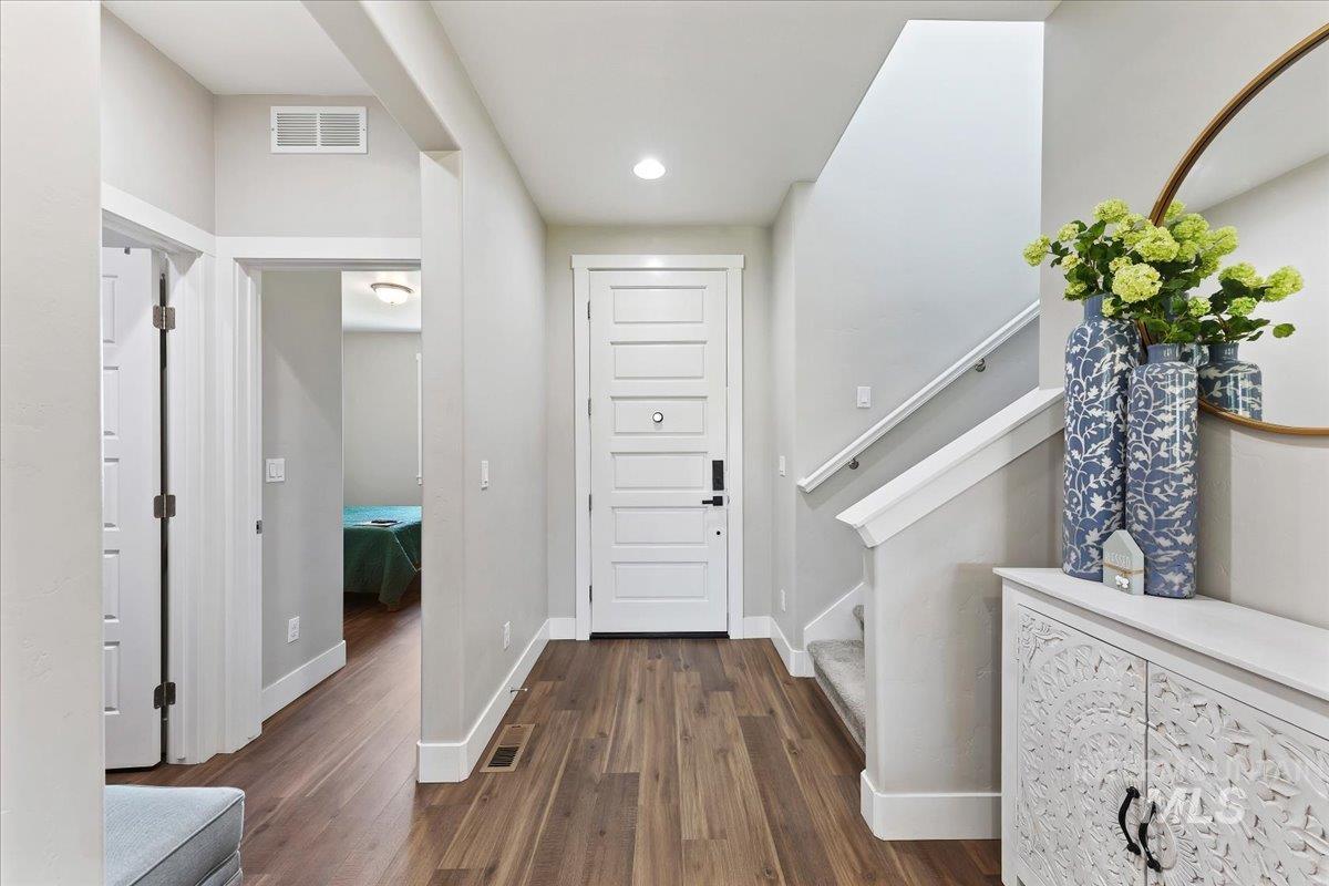 4856 N Predo Ave., Meridian, Idaho 83646, 5 Bedrooms, 3 Bathrooms, Residential For Sale, Price $598,000, 98985901