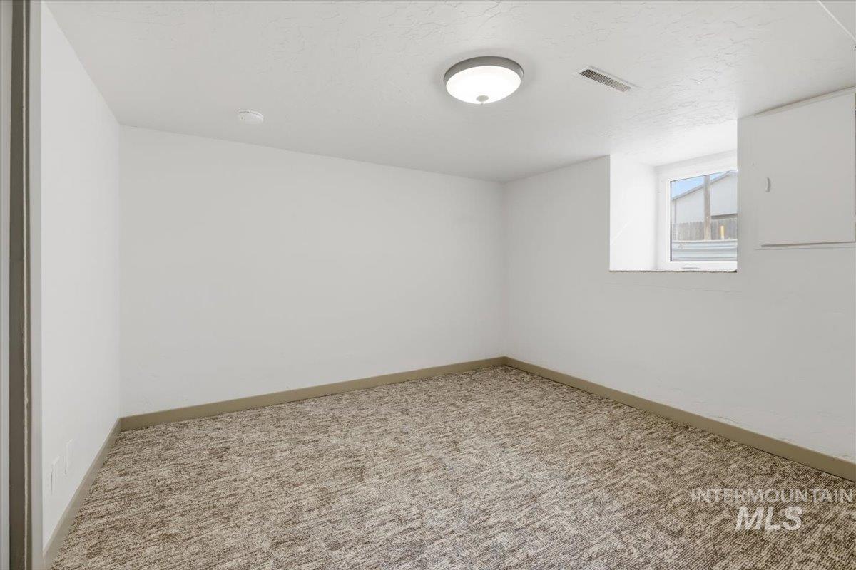 602 N 5th St, Parma, Idaho 83660, 5 Bedrooms, 3 Bathrooms, Residential For Sale, Price $449,000, 98985902
