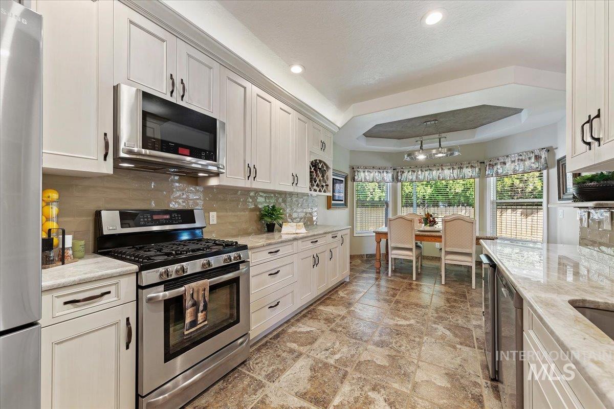 11820 W Dallan Dr, Boise, Idaho 83713, 4 Bedrooms, 2 Bathrooms, Residential For Sale, Price $637,500, 98985911