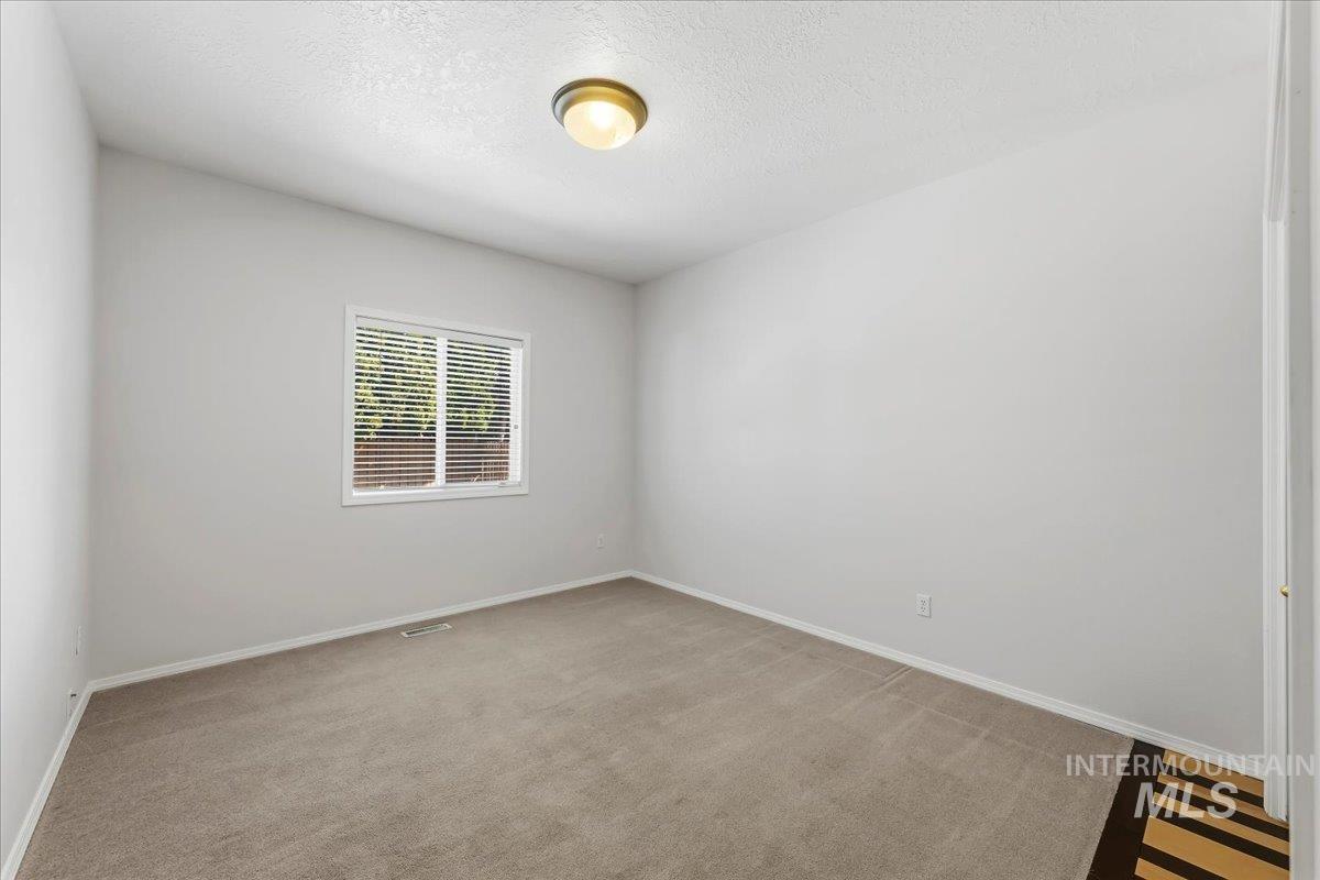 11820 W Dallan Dr, Boise, Idaho 83713, 4 Bedrooms, 2 Bathrooms, Residential For Sale, Price $637,500, 98985911