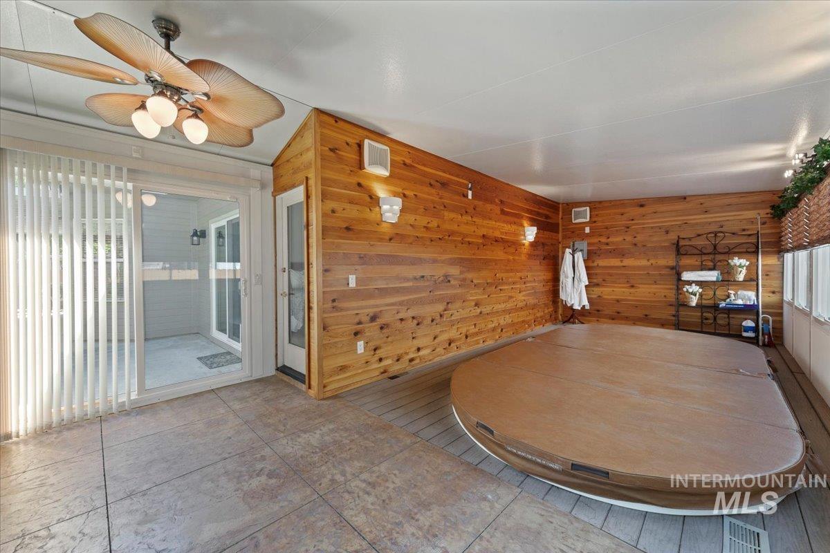 11820 W Dallan Dr, Boise, Idaho 83713, 4 Bedrooms, 2 Bathrooms, Residential For Sale, Price $637,500, 98985911