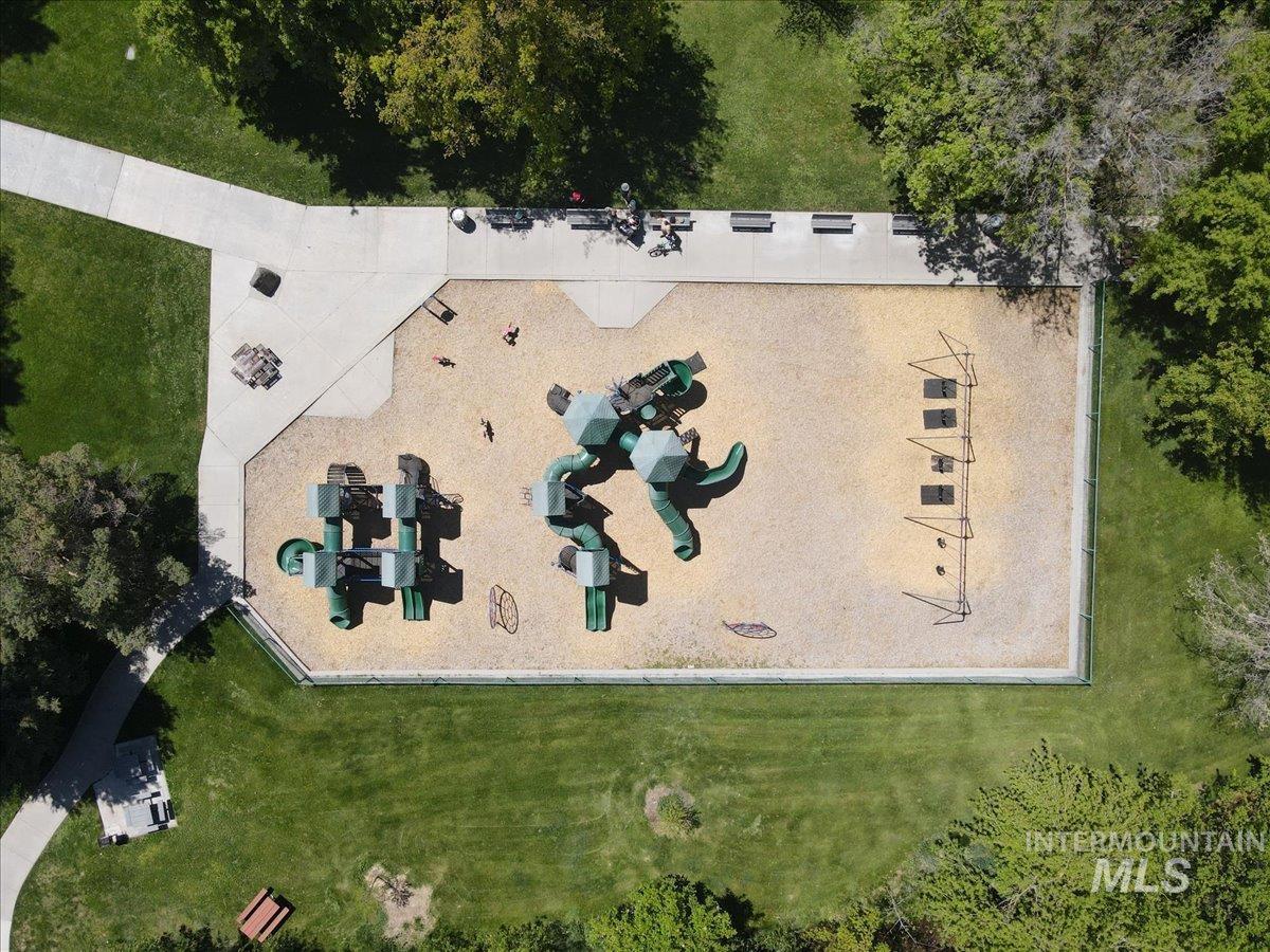 11820 W Dallan Dr, Boise, Idaho 83713, 4 Bedrooms, 2 Bathrooms, Residential For Sale, Price $637,500, 98985911
