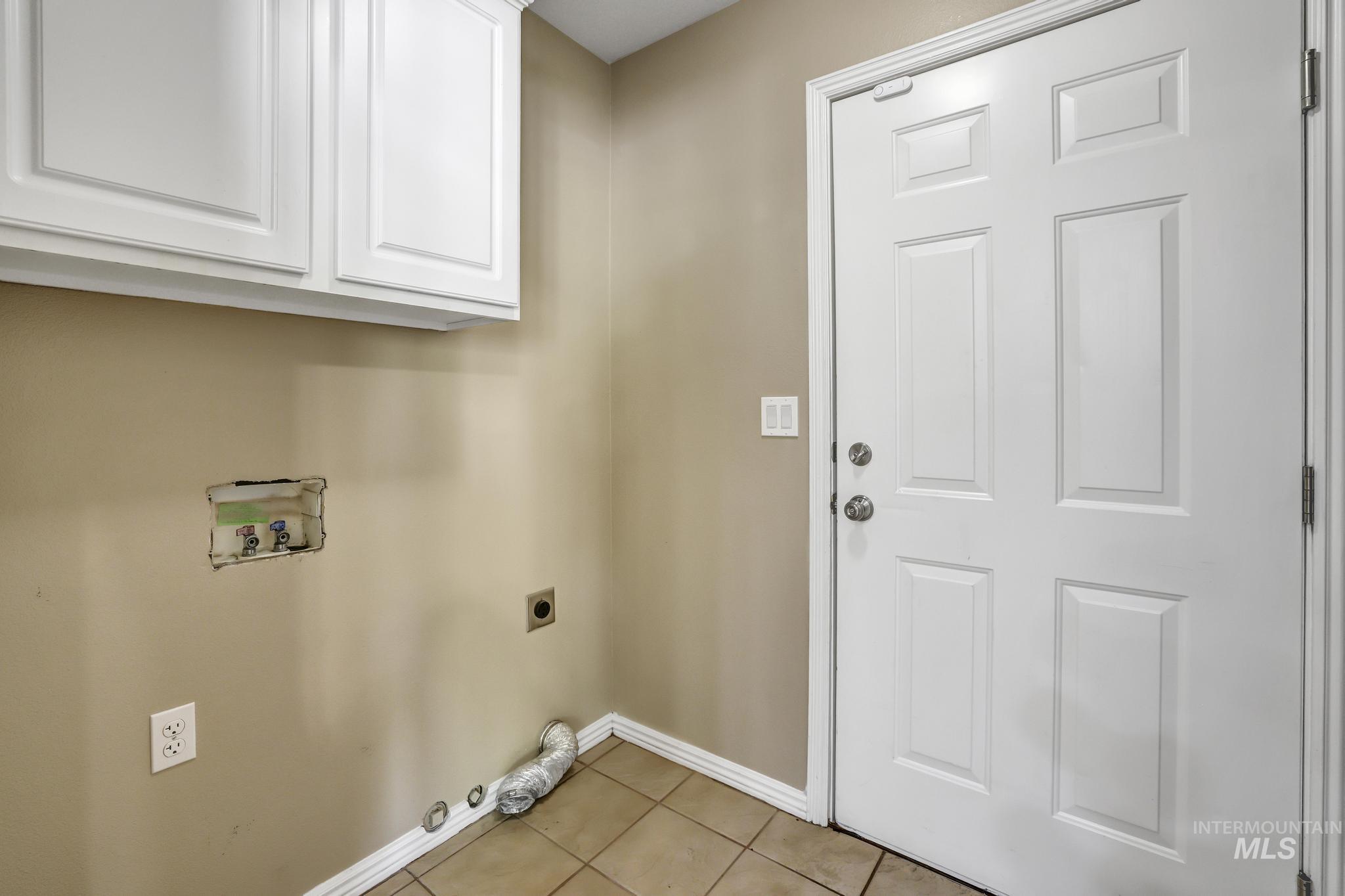 1963 Julie Lane, Twin Falls, Idaho 83301, 4 Bedrooms, 2 Bathrooms, Residential For Sale, Price $459,500, 98985914