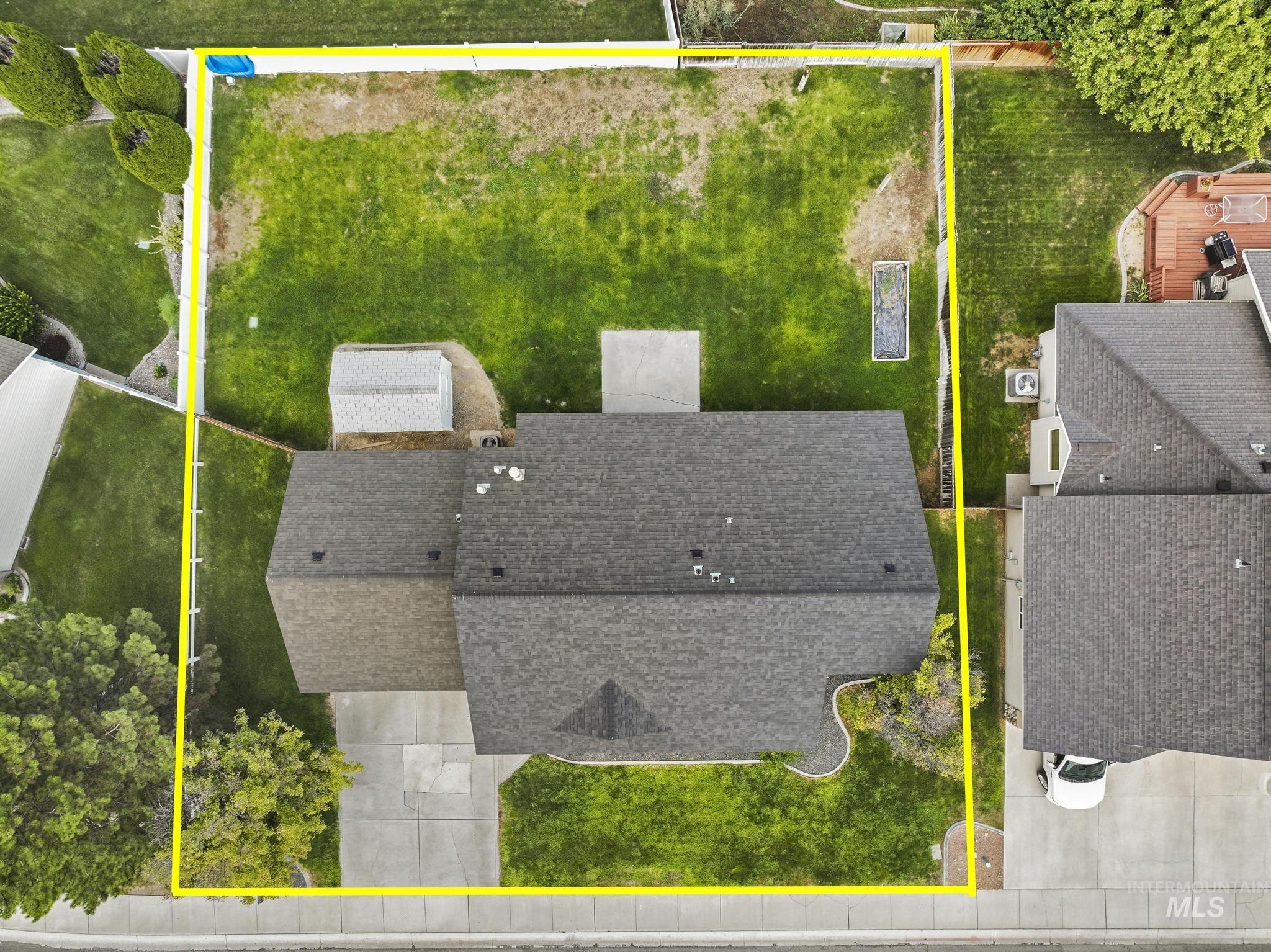 1963 Julie Lane, Twin Falls, Idaho 83301, 4 Bedrooms, 2 Bathrooms, Residential For Sale, Price $441,500,MLS 98985914