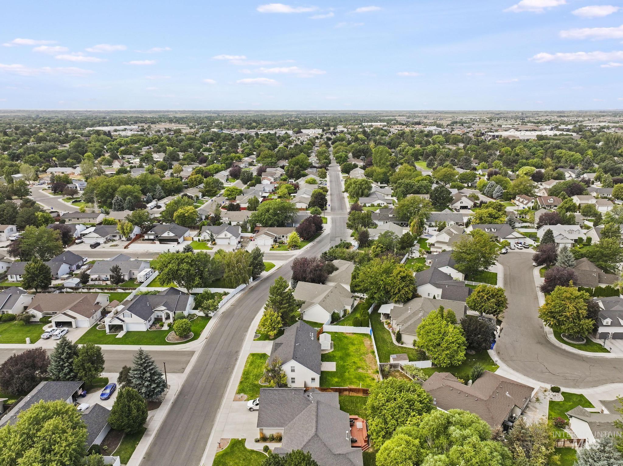 1963 Julie Lane, Twin Falls, Idaho 83301, 4 Bedrooms, 2 Bathrooms, Residential For Sale, Price $441,500,MLS 98985914