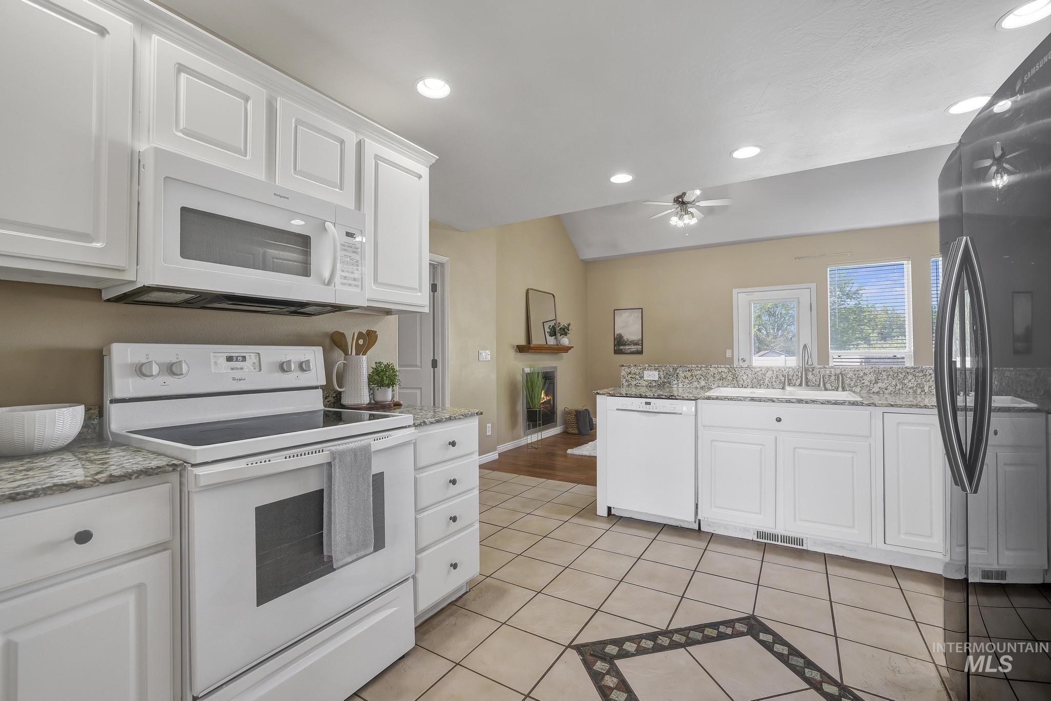 1963 Julie Lane, Twin Falls, Idaho 83301, 4 Bedrooms, 2 Bathrooms, Residential For Sale, Price $459,500, 98985914