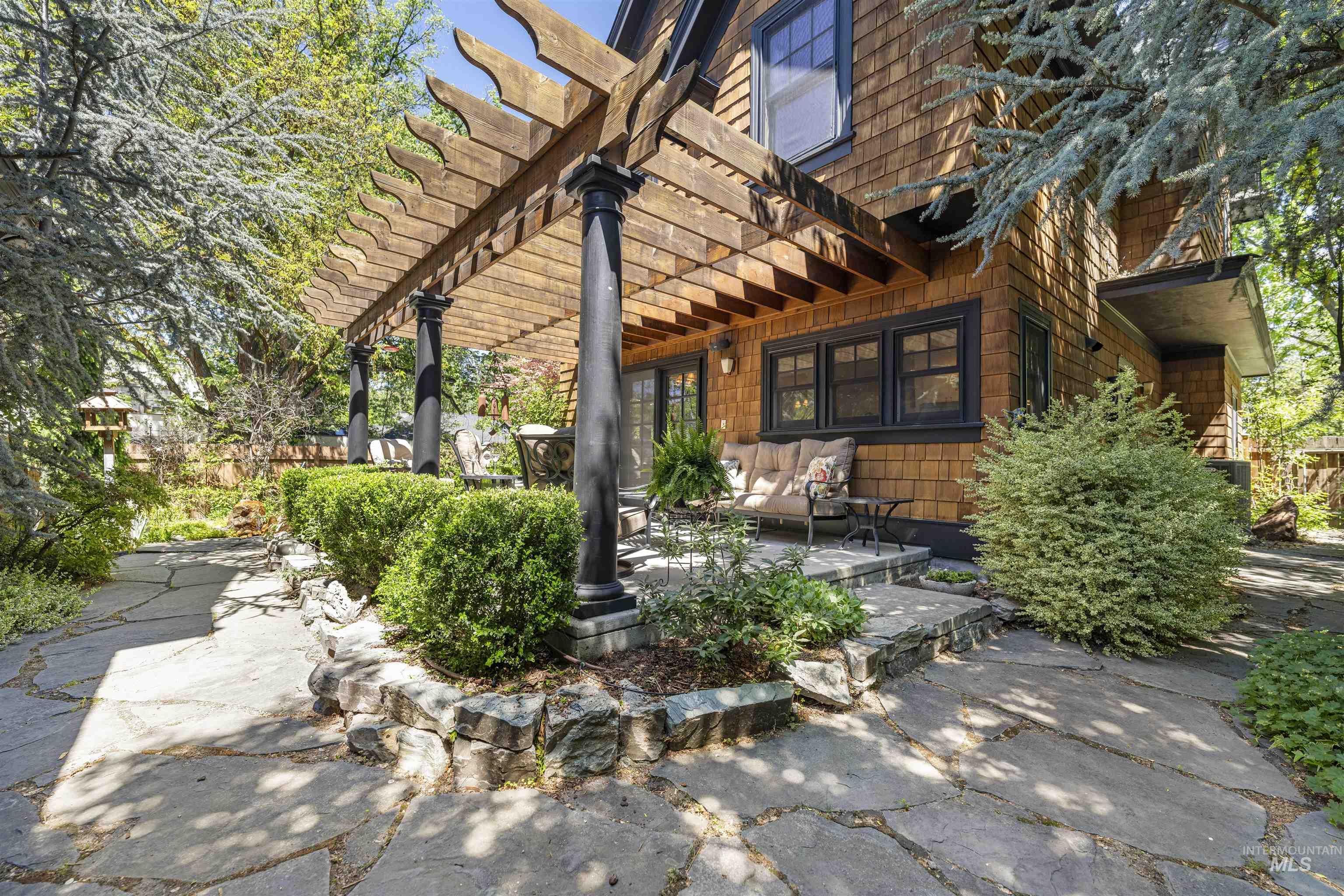 1319 N 6th Street, Boise, Idaho 83702-4314, 4 Bedrooms, 2.5 Bathrooms, Residential For Sale, Price $1,350,000, 98985915