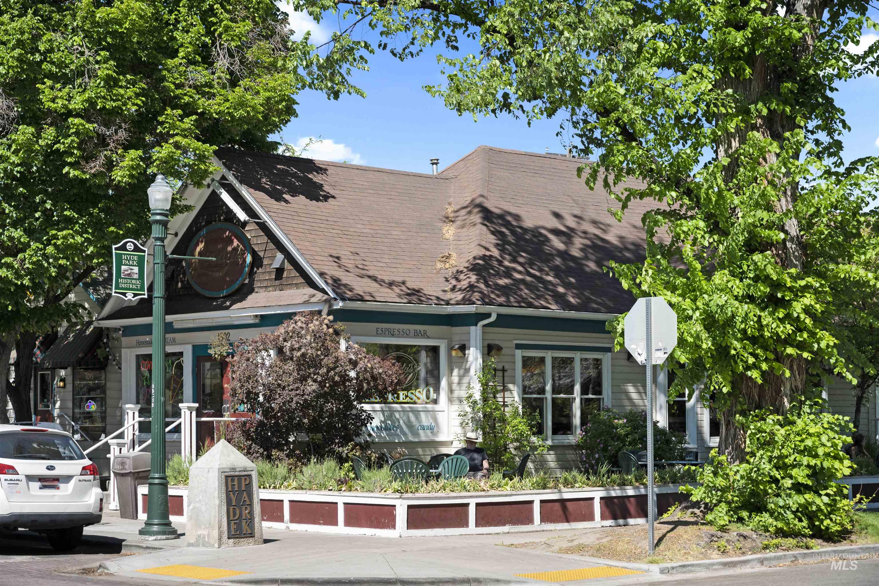 1319 N 6th Street, Boise, Idaho 83702-4314, 4 Bedrooms, 2.5 Bathrooms, Residential For Sale, Price $1,350,000, 98985915