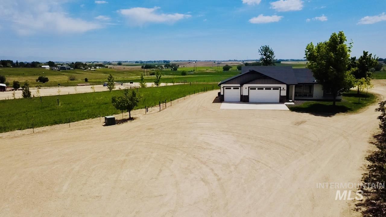 26938 Breakaway Ln, Caldwell, Idaho 83607, 3 Bedrooms, 2 Bathrooms, Residential For Sale, Price $1,100,000, 98985919