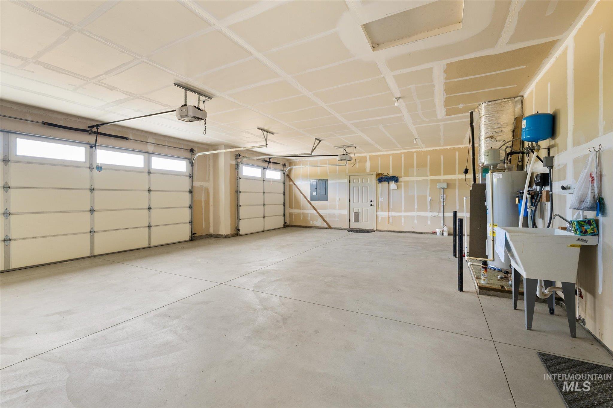 26938 Breakaway Ln, Caldwell, Idaho 83607, 3 Bedrooms, 2 Bathrooms, Residential For Sale, Price $1,100,000, 98985919