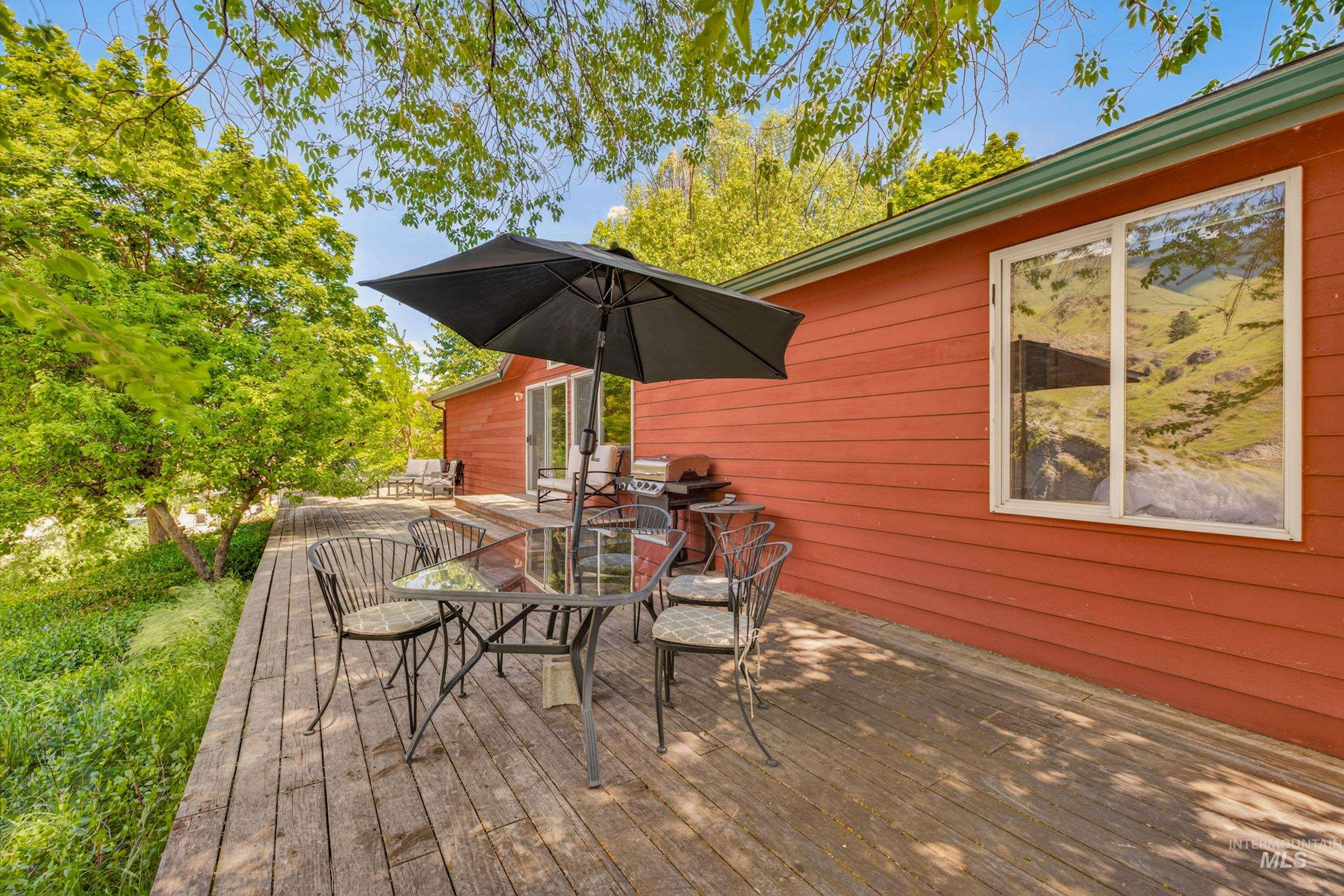 151 Cow Creek Road, Lucile, Idaho 83542, 3 Bedrooms, 2 Bathrooms, Residential For Sale, Price $595,000, 98985920