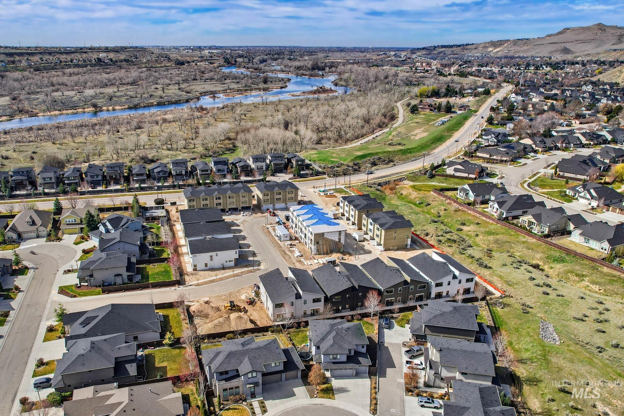 6916 E Gintz Dr, Boise, Idaho 83716, 3 Bedrooms, 3.5 Bathrooms, Residential For Sale, Price $617,000, 98985926