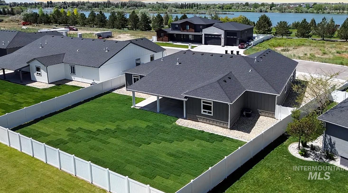 810 Snake River Drive, Heyburn, Idaho 83336, 4 Bedrooms, 3 Bathrooms, Residential For Sale, Price $609,999, 98985933