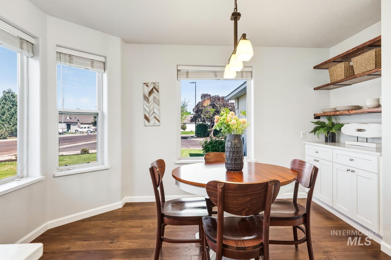 2508 S Chicago, Nampa, Idaho 83686, 3 Bedrooms, 2 Bathrooms, Residential For Sale, Price $415,000, 98985934