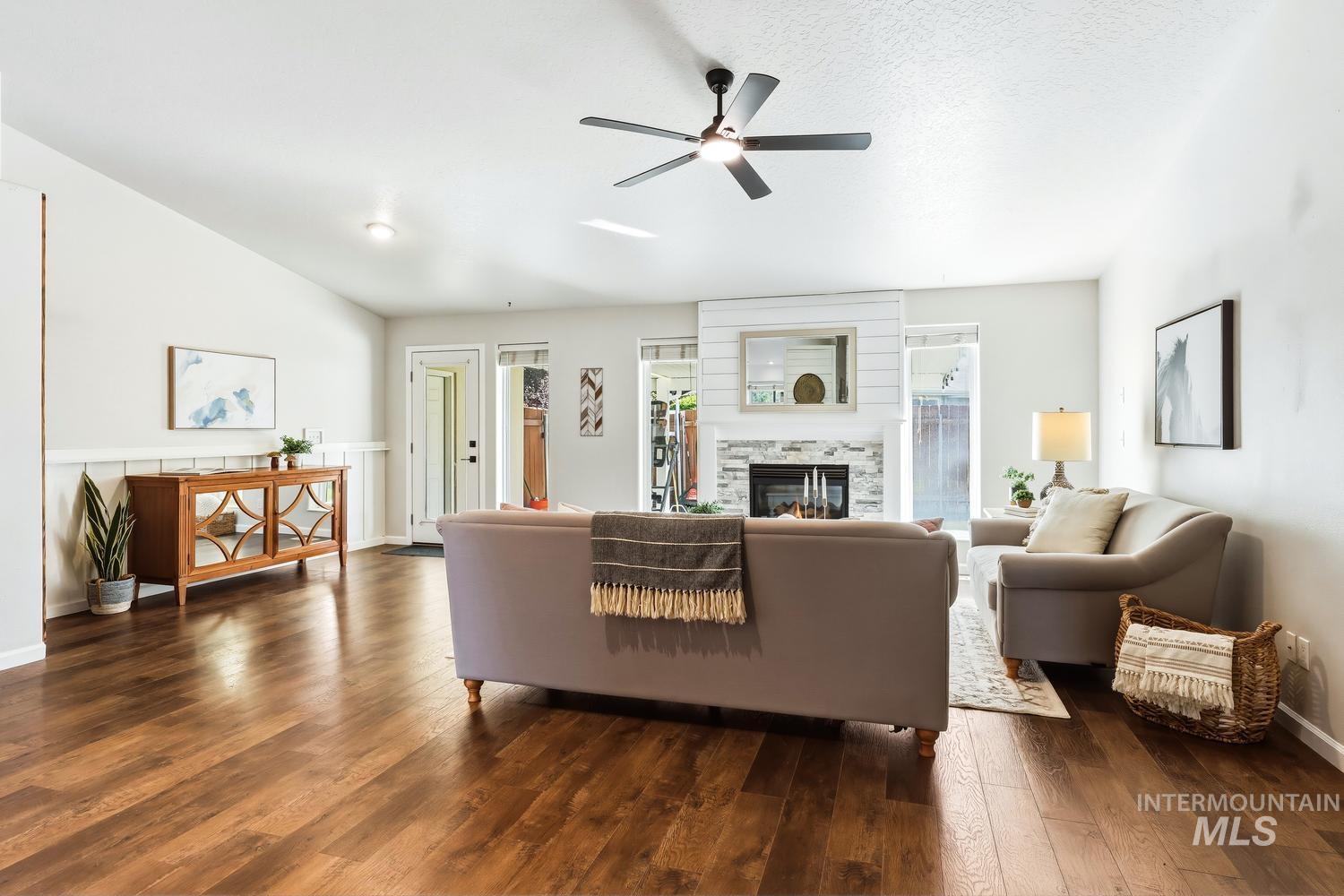 2508 S Chicago, Nampa, Idaho 83686, 3 Bedrooms, 2 Bathrooms, Residential For Sale, Price $415,000, 98985934