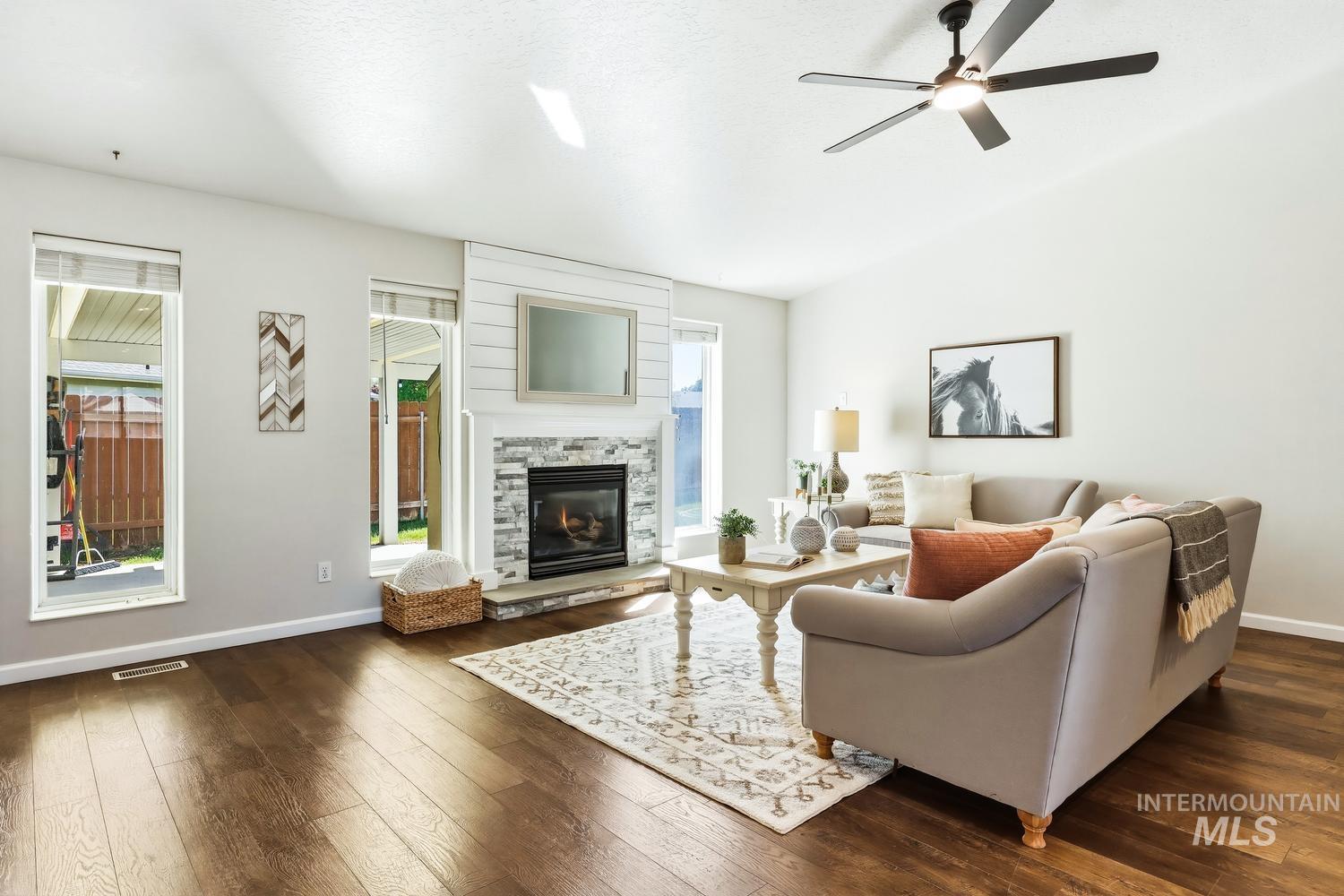 2508 S Chicago, Nampa, Idaho 83686, 3 Bedrooms, 2 Bathrooms, Residential For Sale, Price $415,000, 98985934