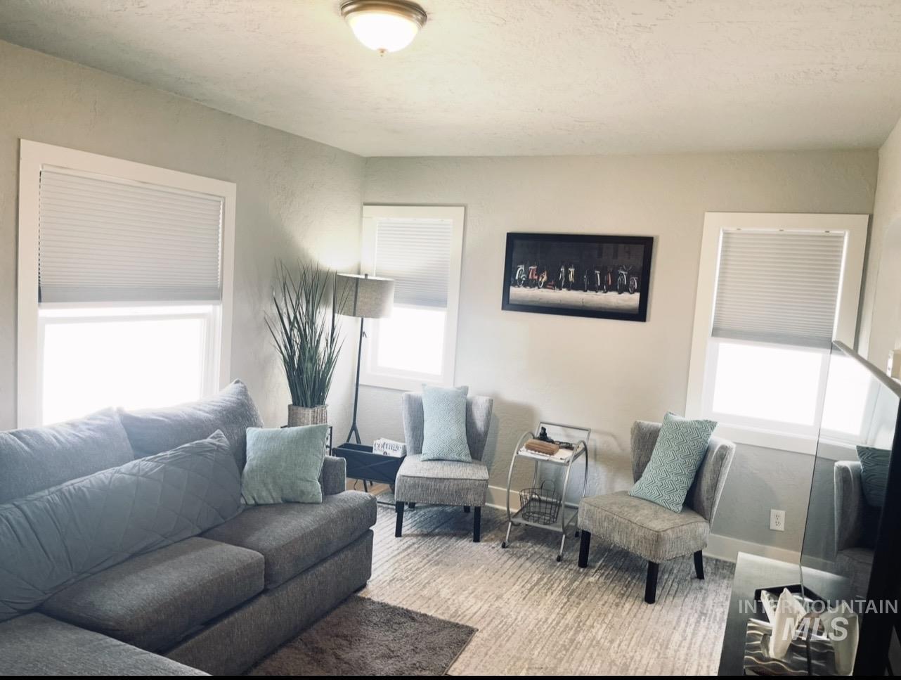 527 26th, Lewiston, Idaho 83501, 2 Bedrooms, 1 Bathroom, Residential For Sale, Price $350,000,MLS 98985936