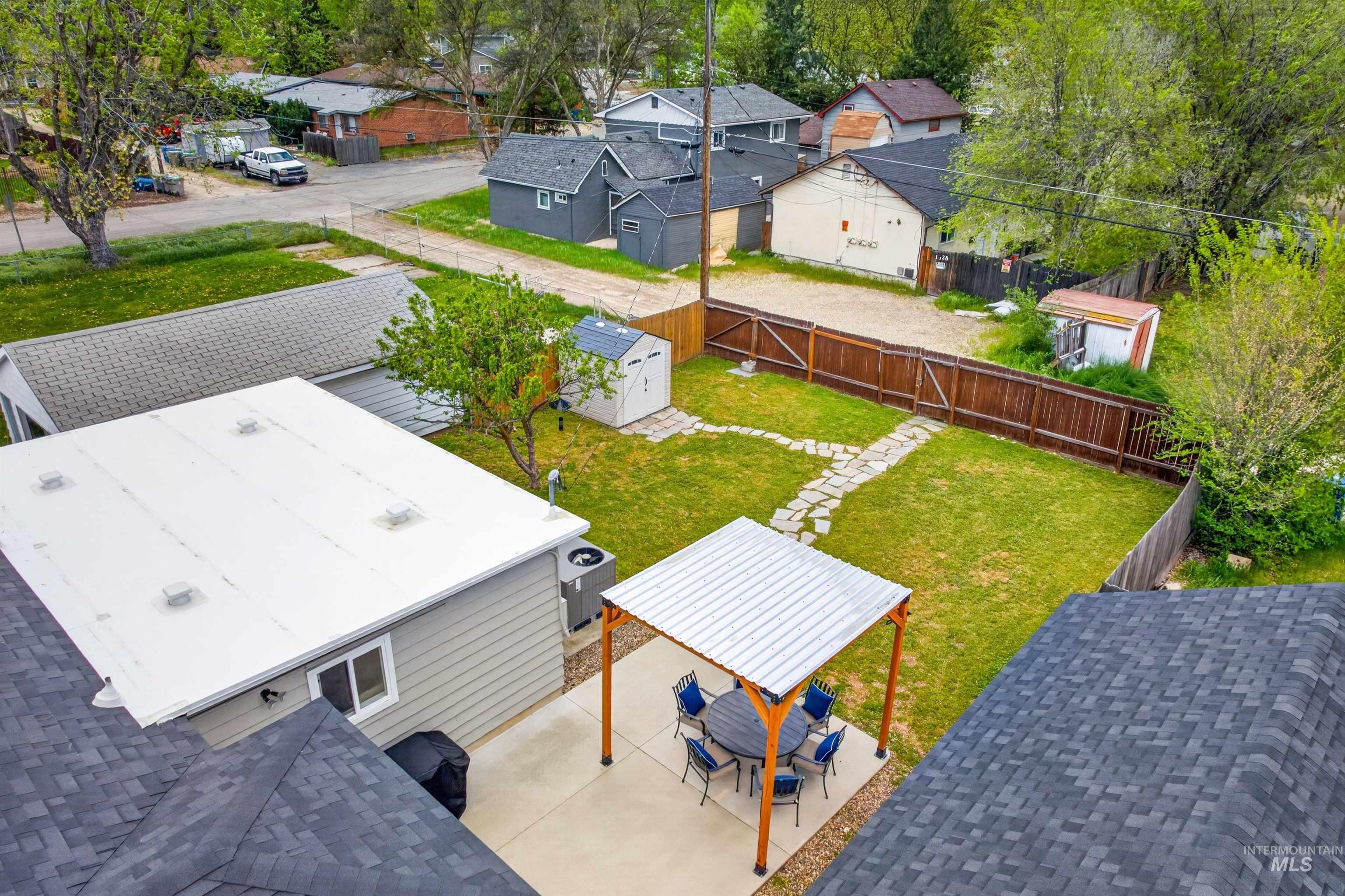 1323 S Vermont Avenue, Boise, Idaho 83706, 3 Bedrooms, 2 Bathrooms, Residential For Sale, Price $590,000, 98985938