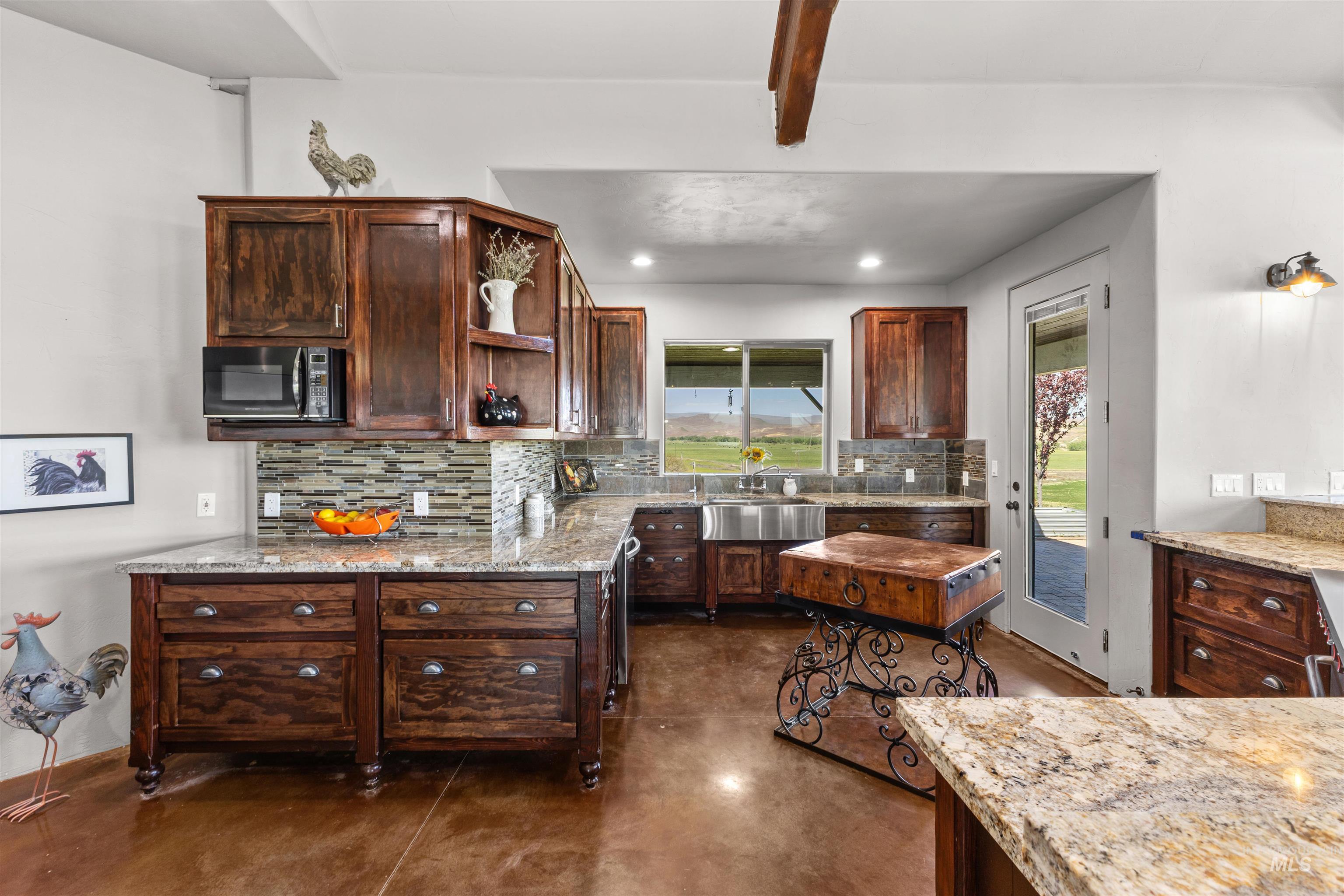 1030 Desert Glen Rd, Adrian, Oregon 97901, 4 Bedrooms, 3 Bathrooms, Residential For Sale, Price $1,777,000, 98985940