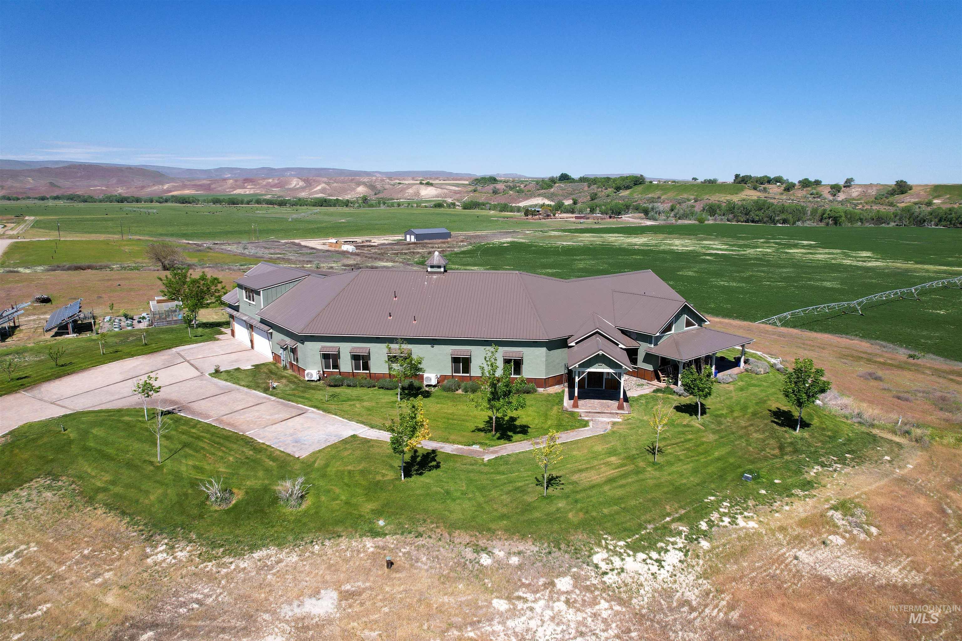 1030 Desert Glen Rd, Adrian, Oregon 97901, 4 Bedrooms, 3 Bathrooms, Residential For Sale, Price $1,777,000, 98985940