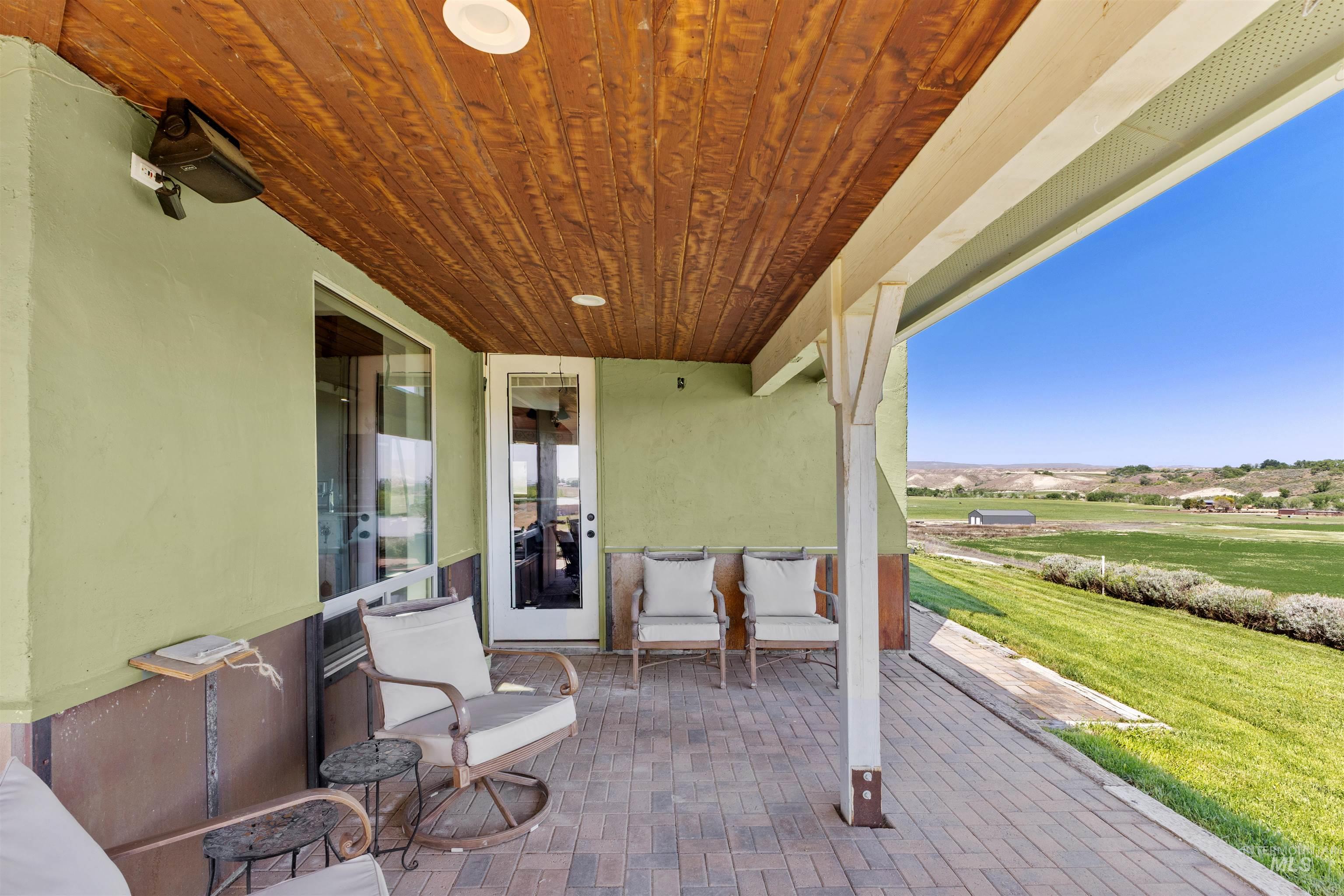 1030 Desert Glen Rd, Adrian, Oregon 97901, 4 Bedrooms, 3 Bathrooms, Residential For Sale, Price $1,777,000, 98985940